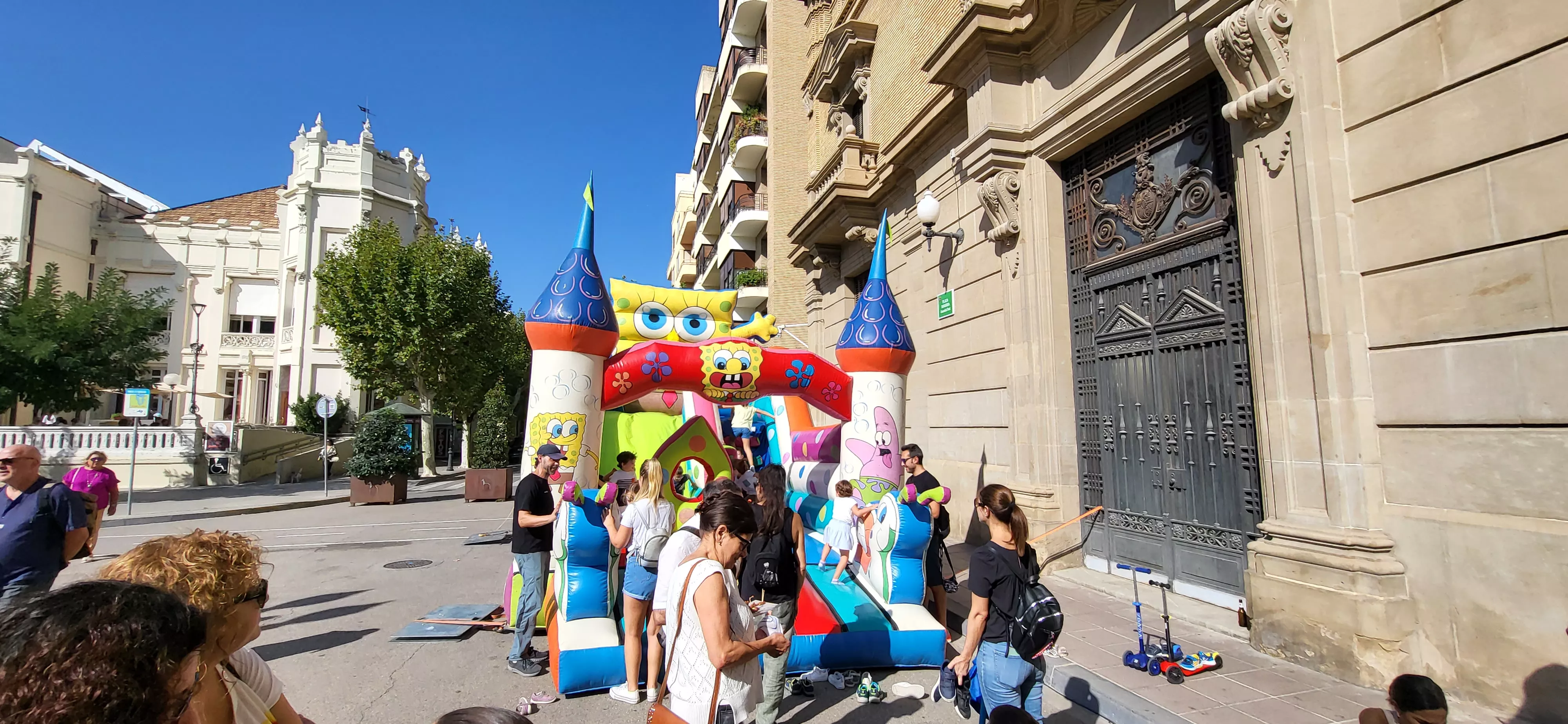 Feria de Entidades celebrada en Huesca. Foto: Mercedes Manterola