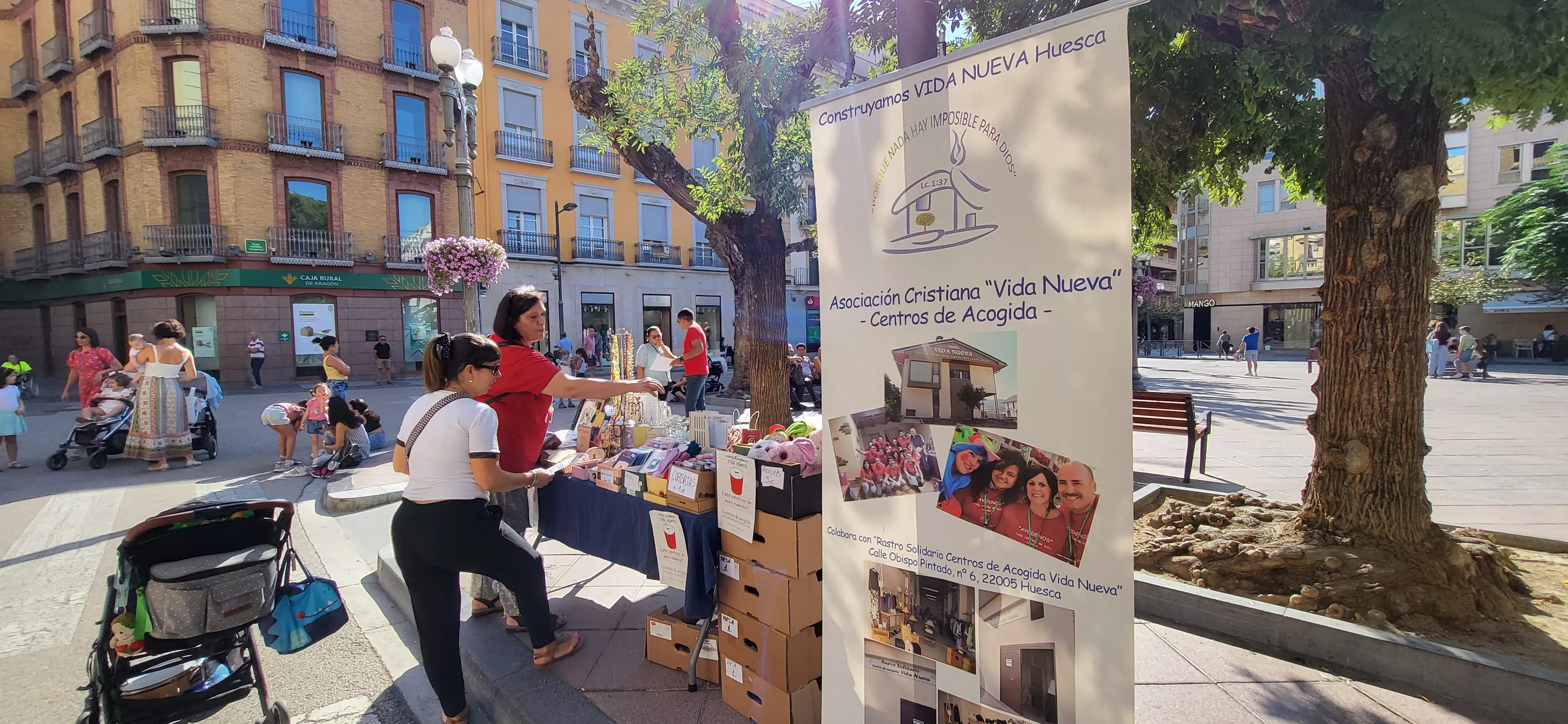 Feria de Entidades celebrada en Huesca. Foto: Mercedes Manterola