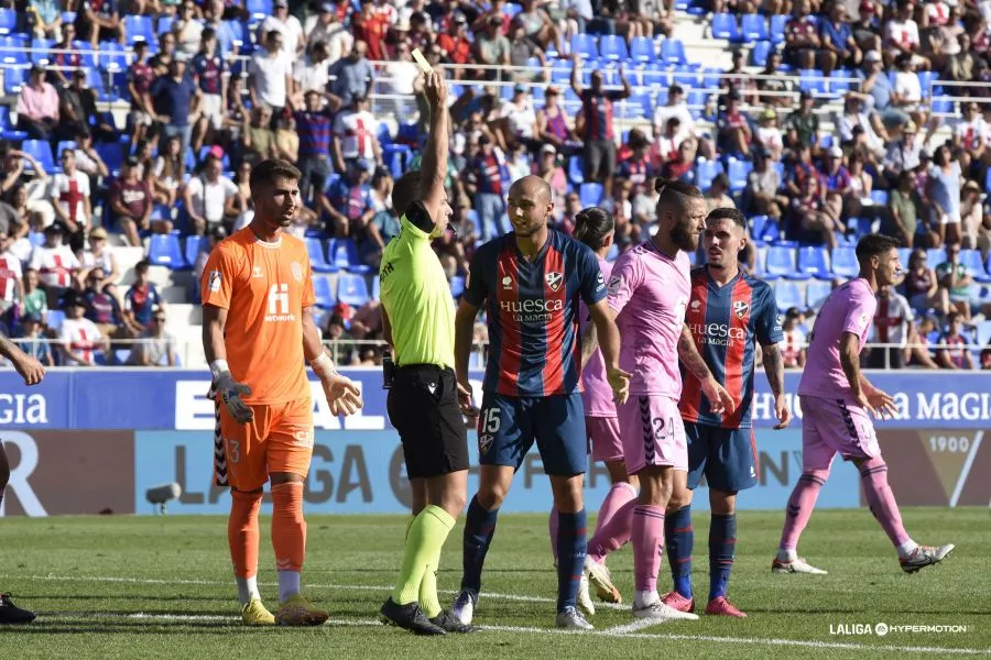 Un momento del Huesca 0-1 Eldense. Foto: LaLiga