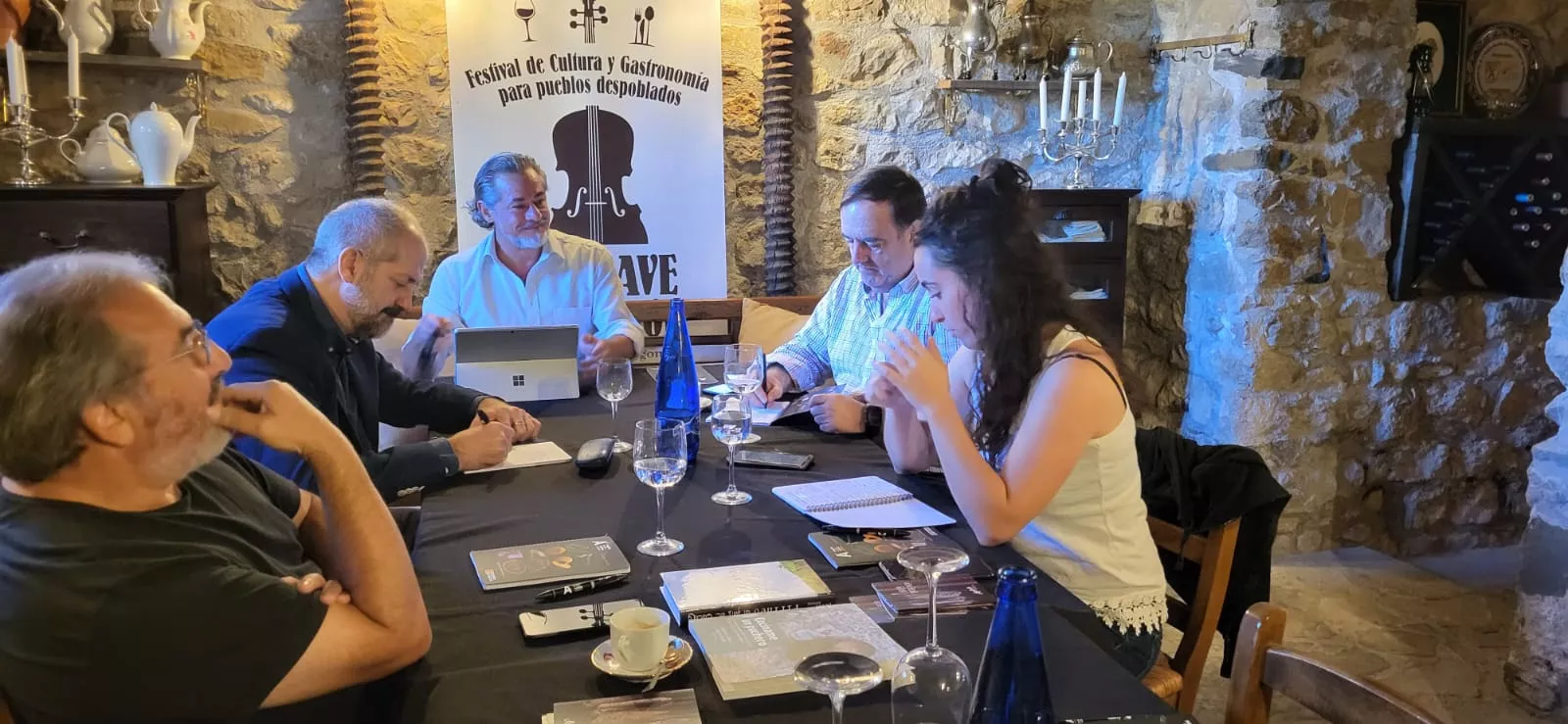 Cierre de En Clave de Aragón en Samitier