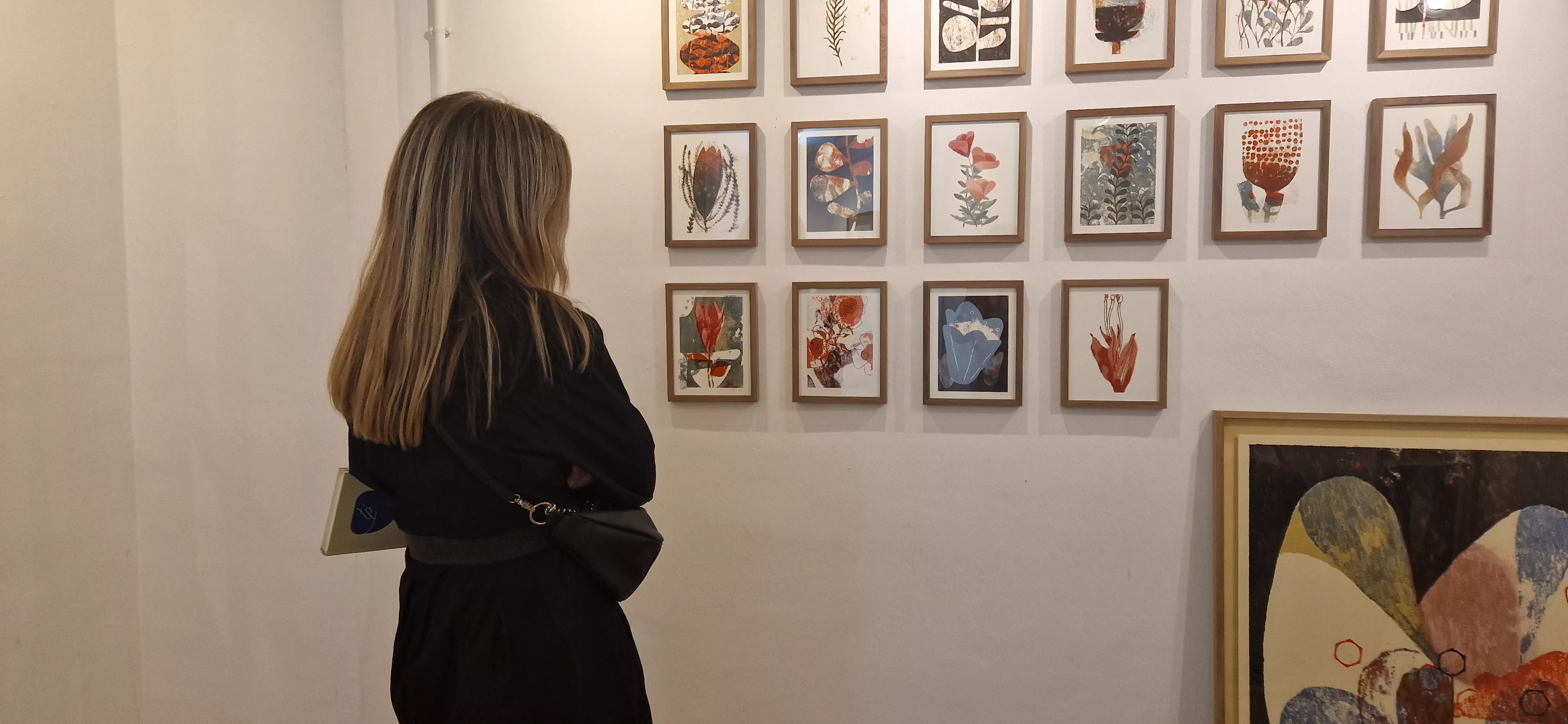 Exposición de Isidro Ferrer en la Anónima sobre El libro del té de Kakuzo Okakura. Foto Myriam Martínez