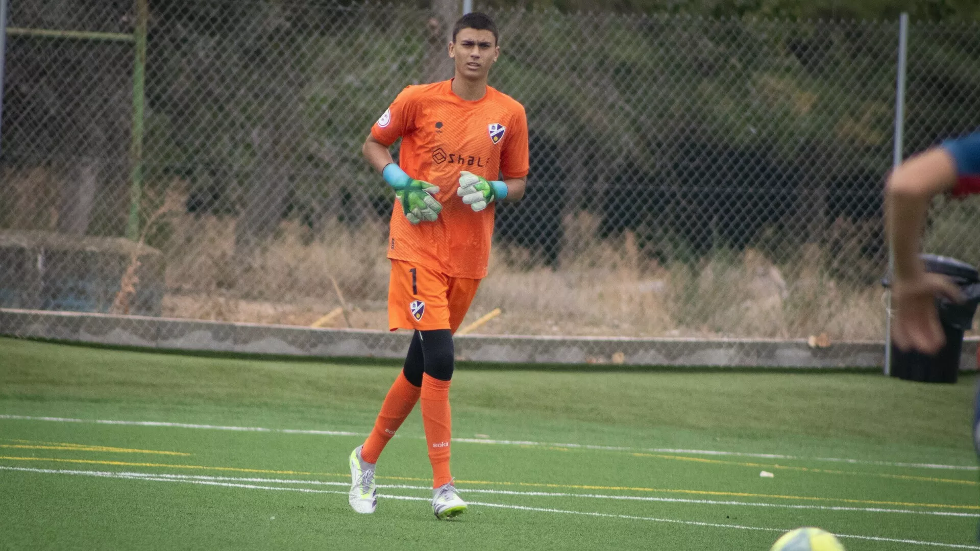 Eduard Ursu, portero del Cadete A del Huesca, convocado con Rumanía.