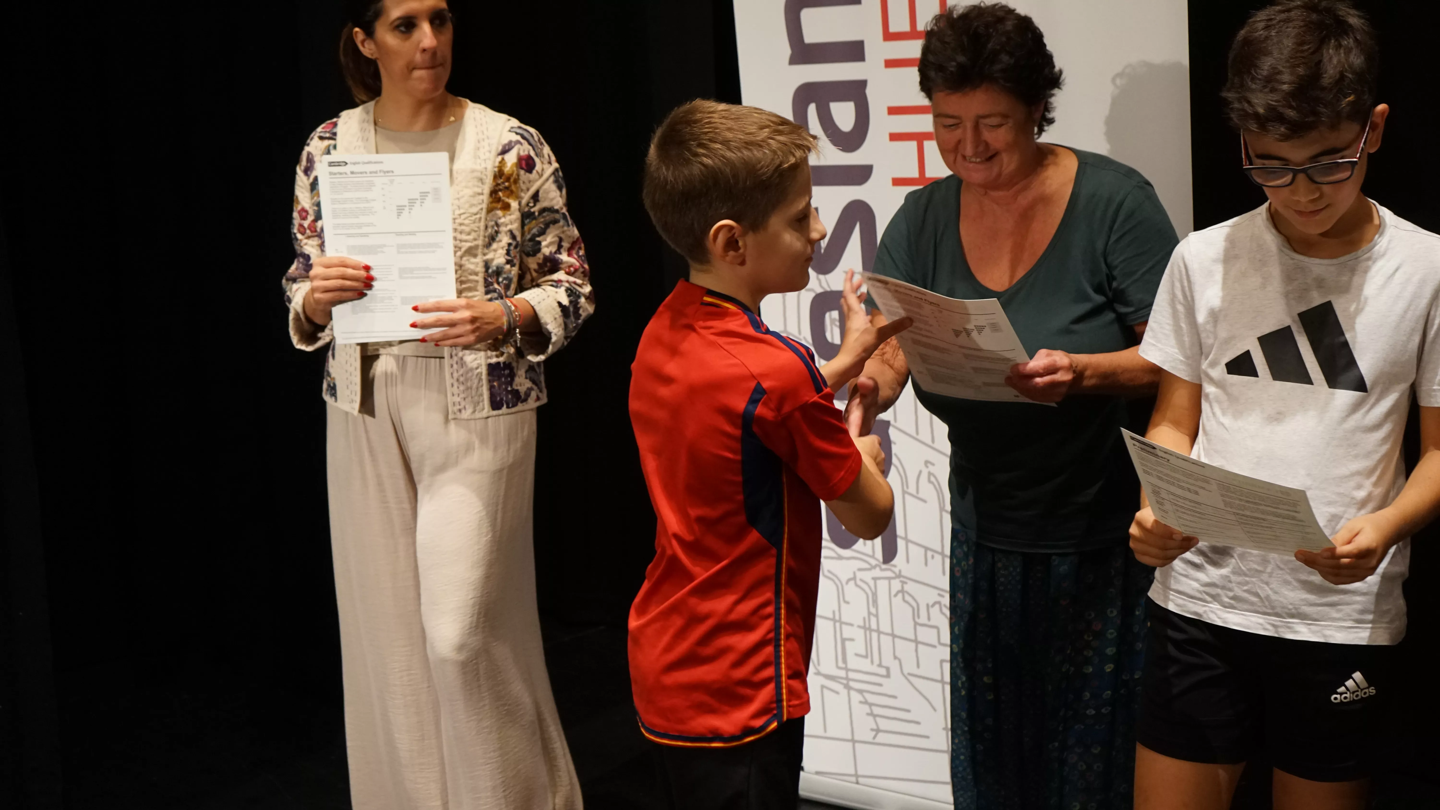 Entrega de los certificados de Cambridge