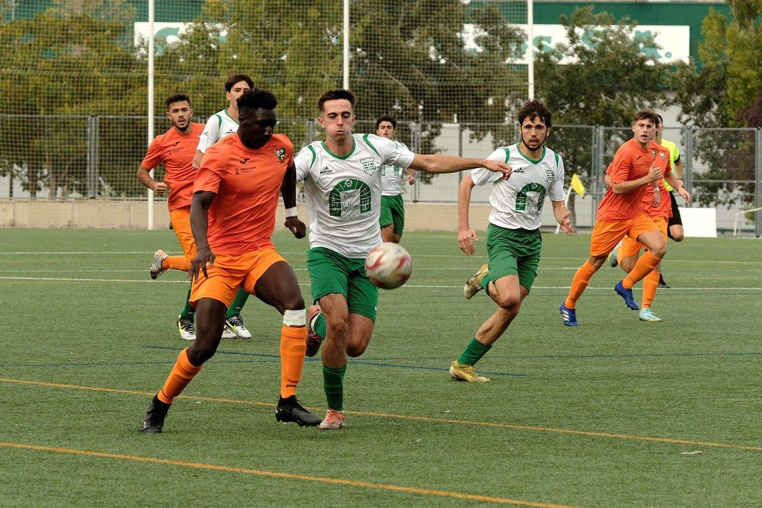 Partido del Peñas Oscenses ante el Juventud de Huesca