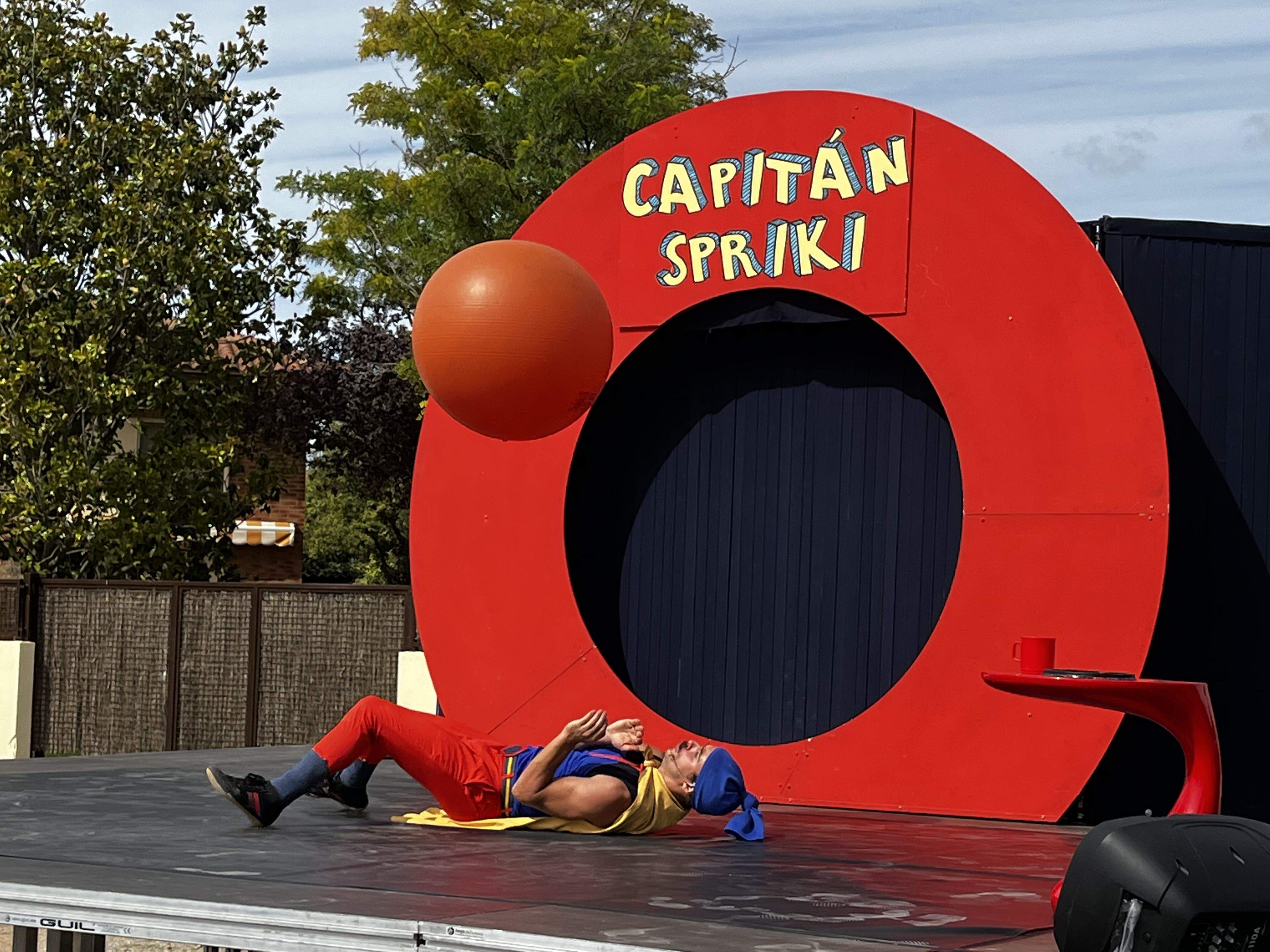 Actuación del Capital Spriki en Alerre. Foto: Mercedes Manterola