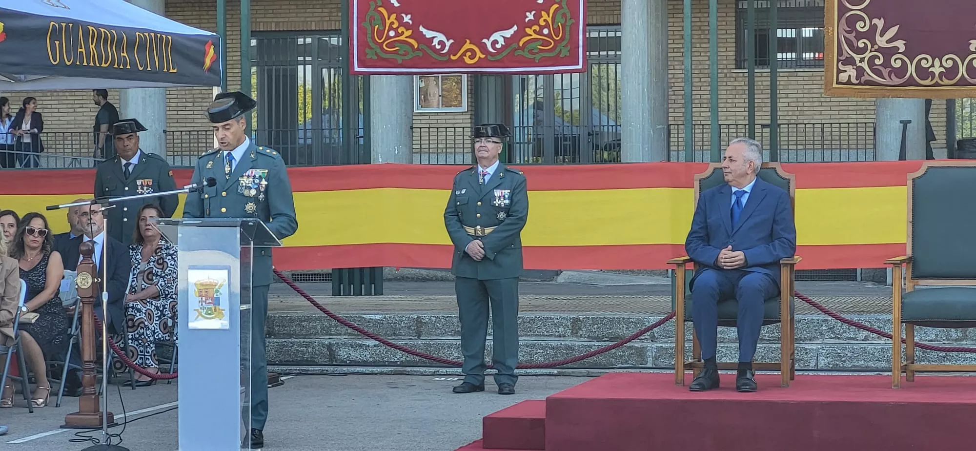 Festividad de la Virgen del Pilar en el Acuartelamiento Alcoraz de la Guardia Civil en Huesca