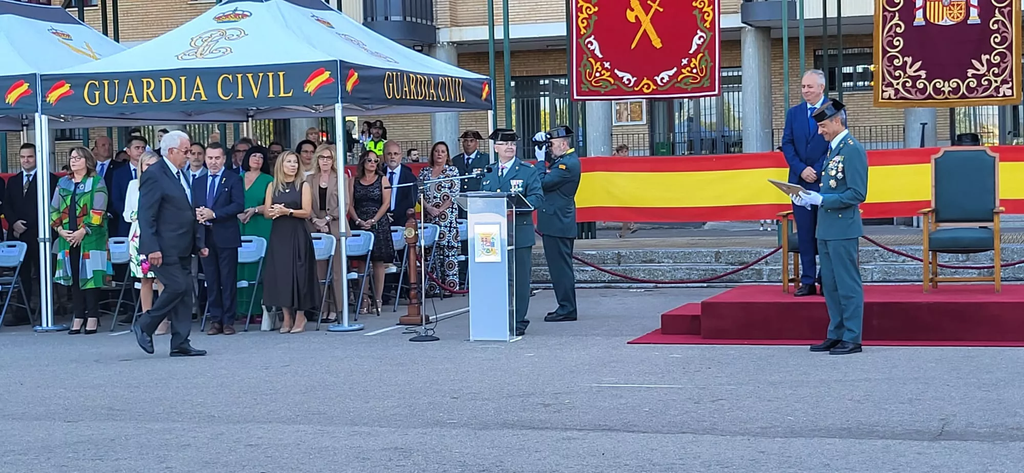 Festividad de la Virgen del Pilar en el Acuartelamiento Alcoraz de la Guardia Civil en Huesca