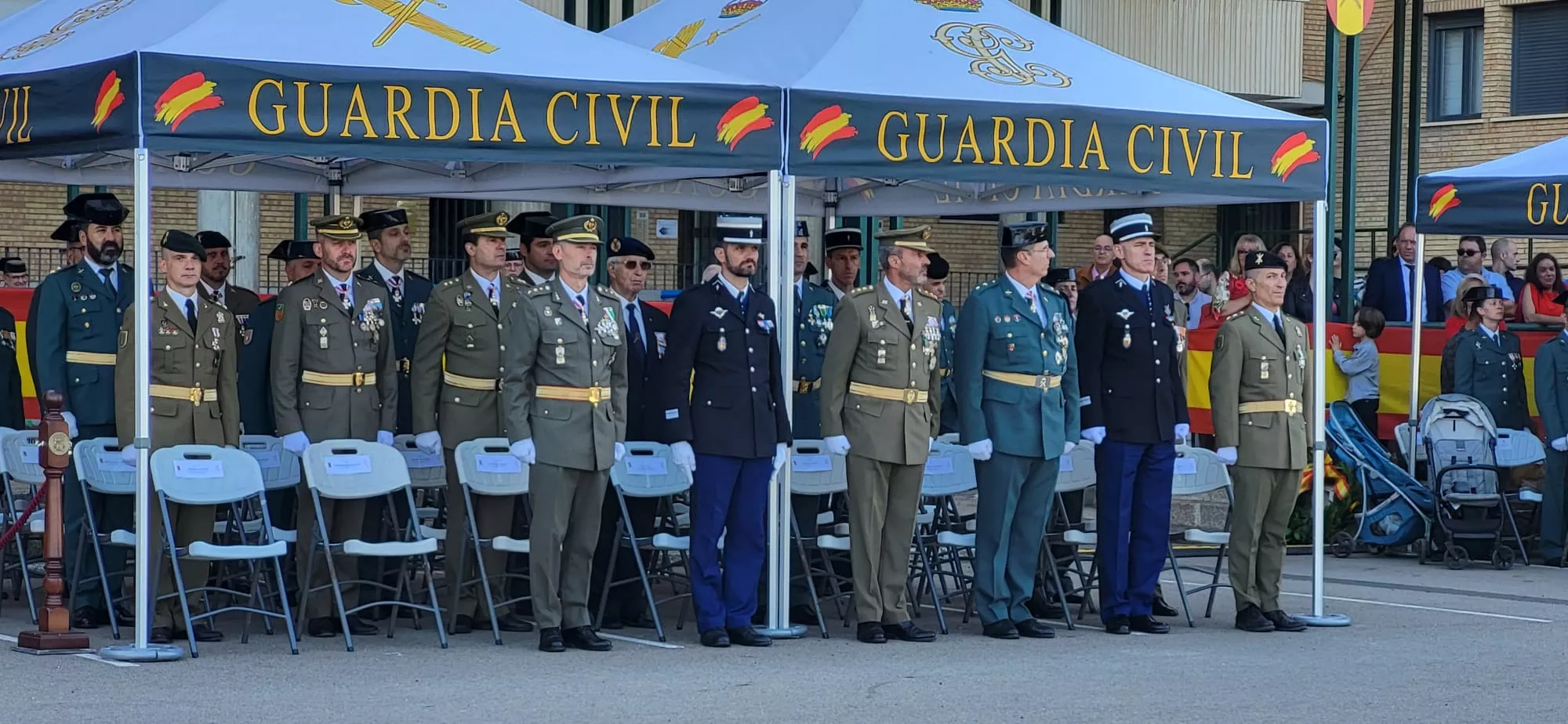 Festividad de la Virgen del Pilar en el Acuartelamiento Alcoraz de la Guardia Civil en Huesca