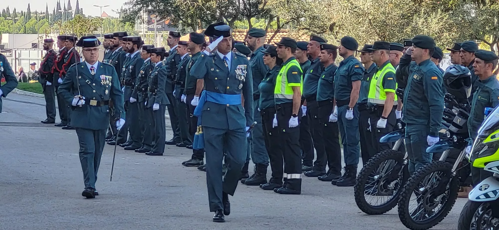 Festividad de la Virgen del Pilar en el Acuartelamiento Alcoraz de la Guardia Civil en Huesca