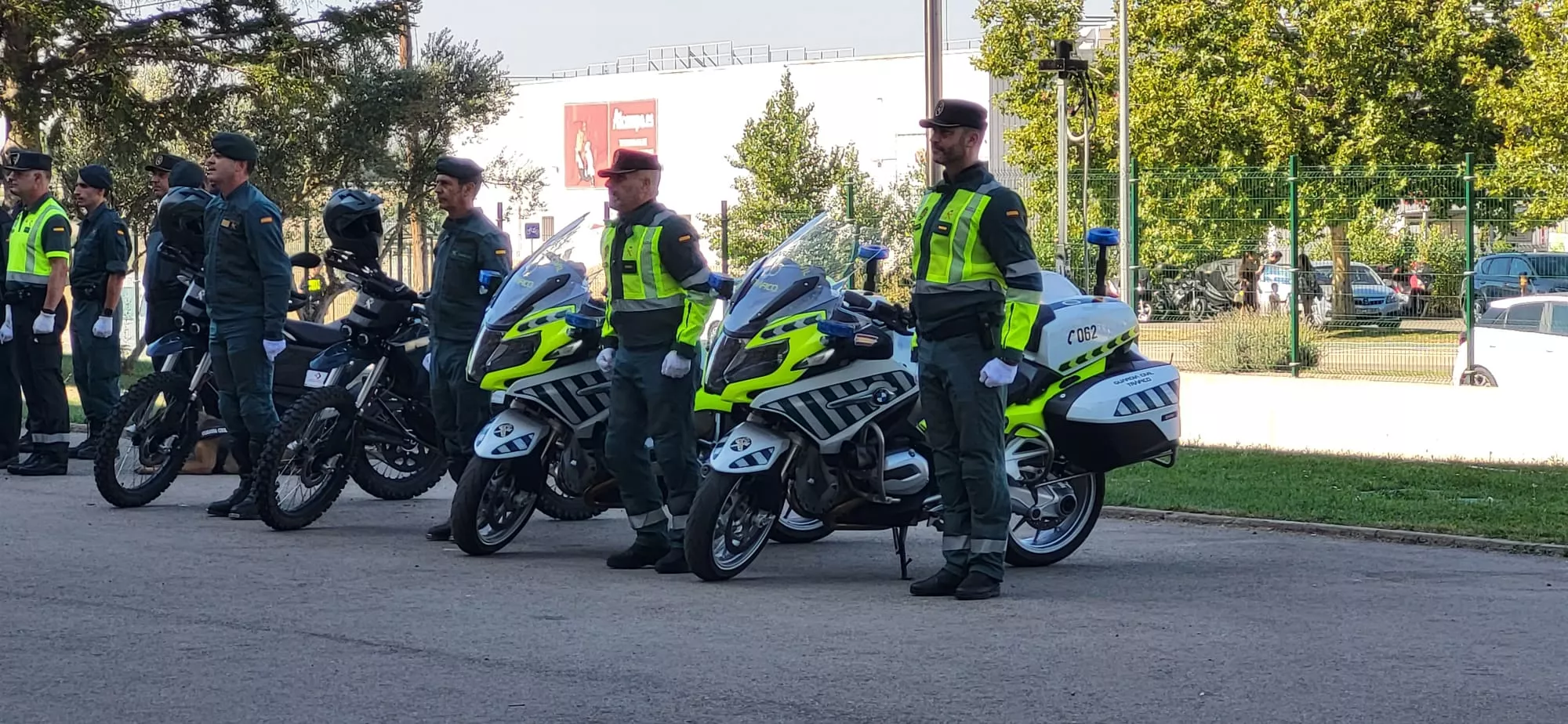 Festividad de la Virgen del Pilar en el Acuartelamiento Alcoraz de la Guardia Civil en Huesca