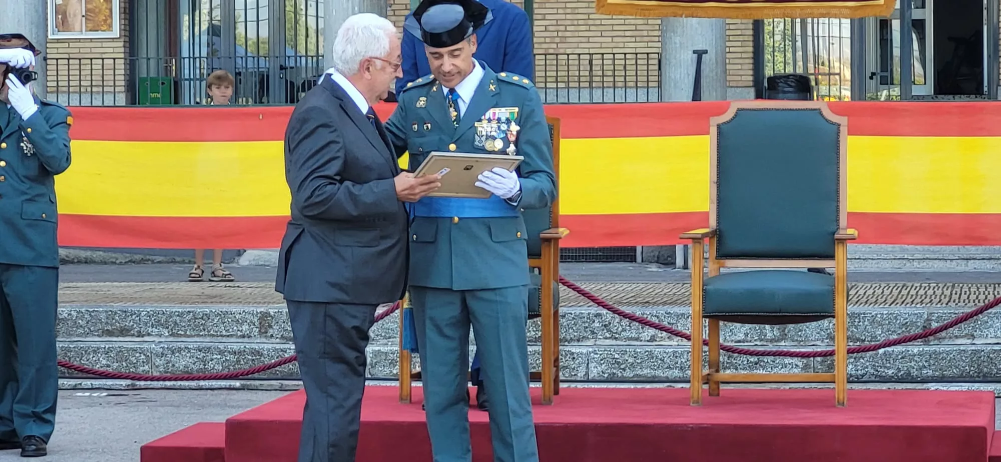 Festividad de la Virgen del Pilar en el Acuartelamiento Alcoraz de la Guardia Civil en Huesca