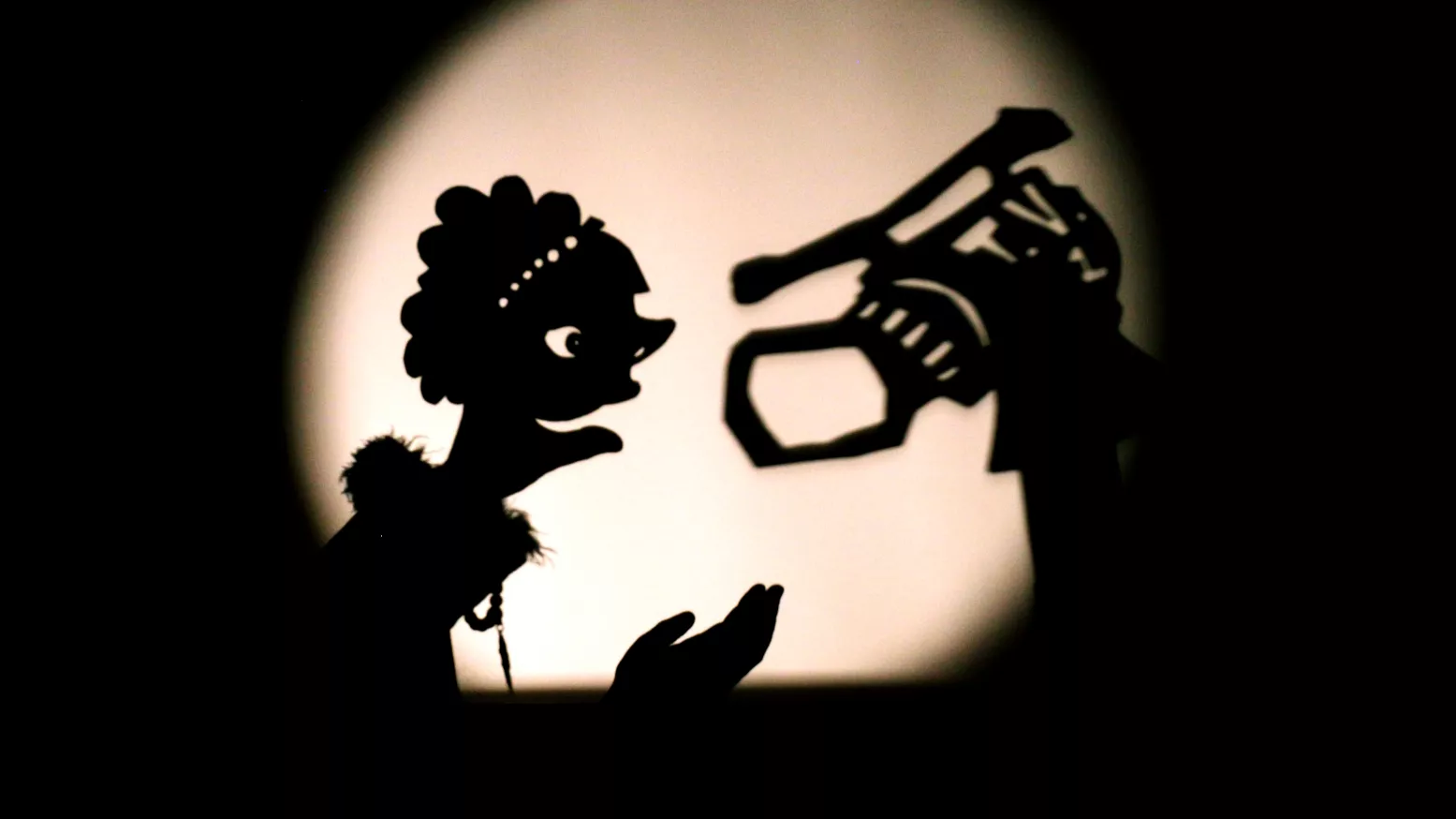 La compañía de Valeria Guglietti abre la programación con su espectáculo 'Sombra de cine'.  