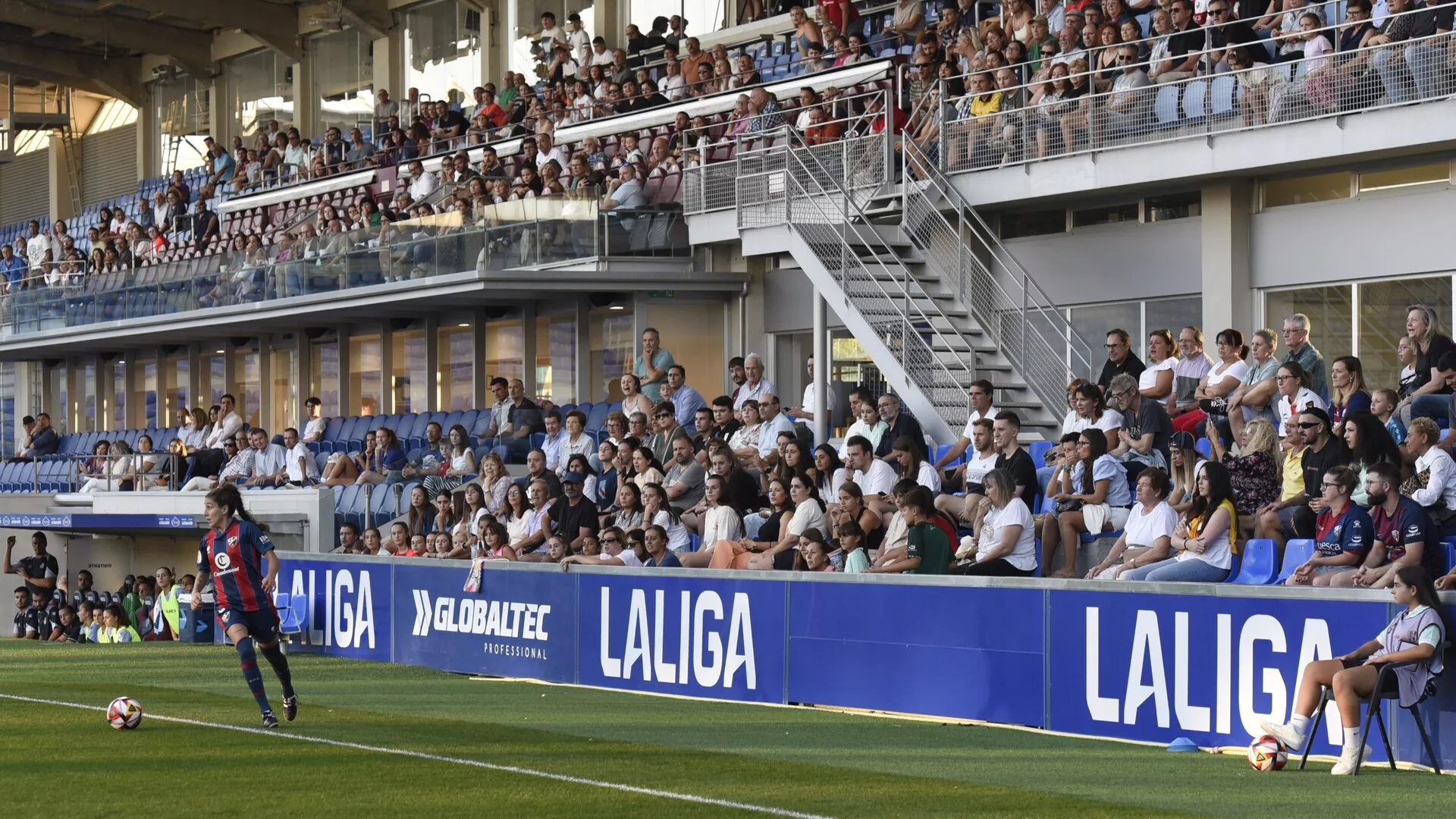 Estadio El Alcoraz. Estadio El Alcoraz.