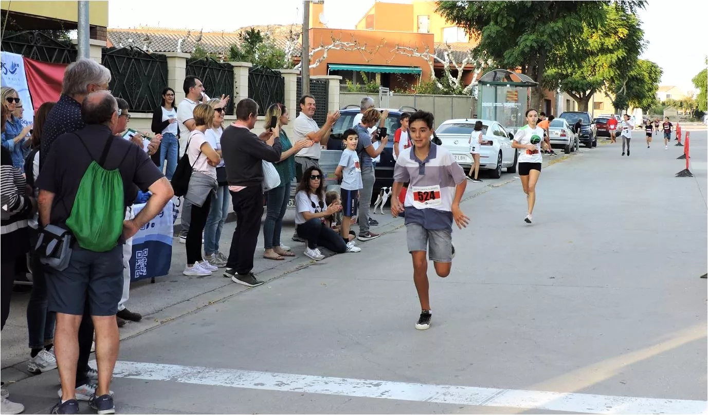 Llegada a meta con Diego Ferrer en cabeza 12 13 años