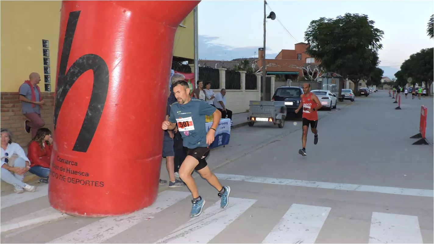 Aurelio Mora, de Almudévar, deja a José Antonio De la Fuente, de Binéfar, al anunciar una prima