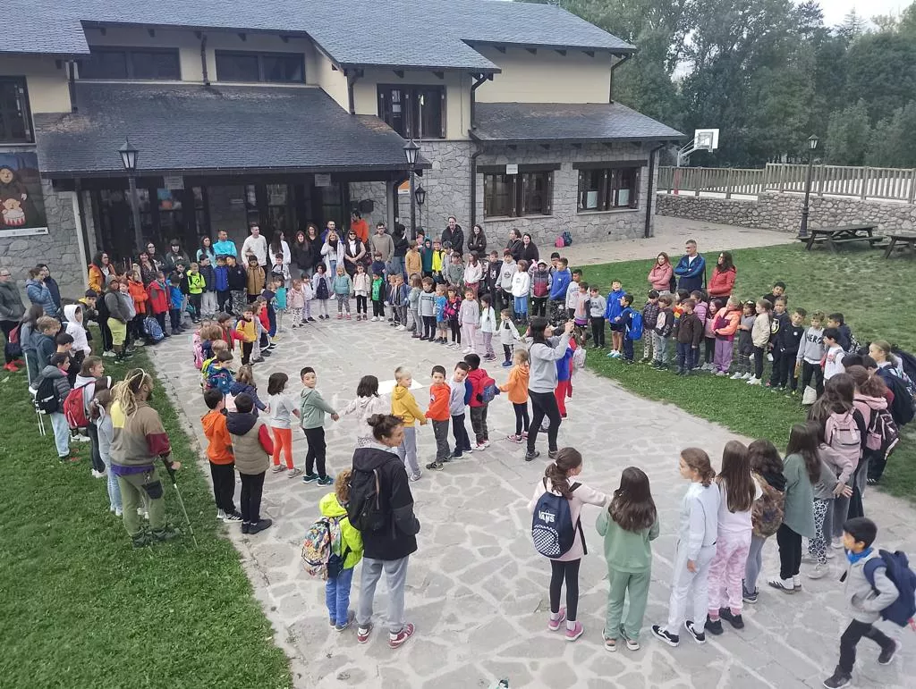 Una de las movilizaciones en el CRA Alta Ribagorza (Benasque), para pedir más auxiliares de educación especial.