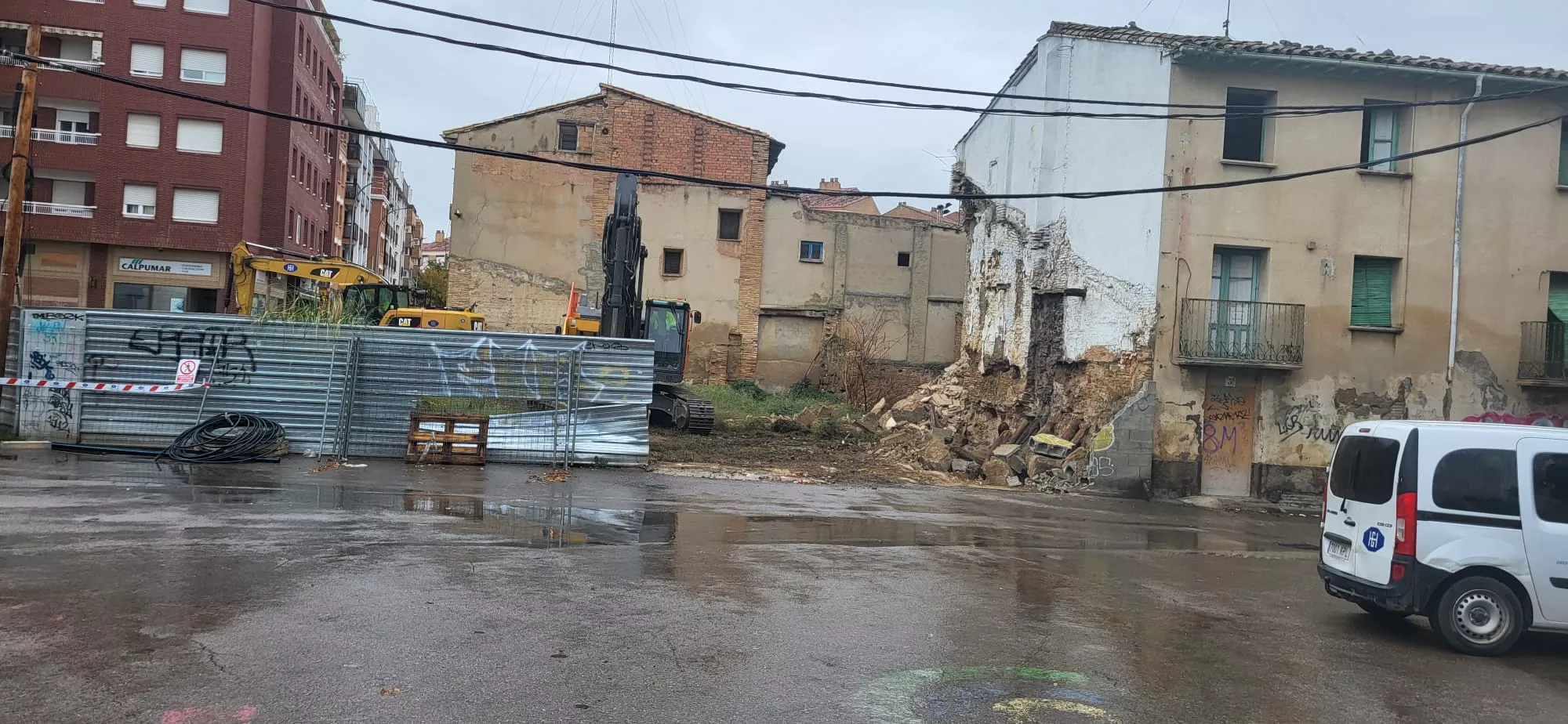 Demolición en la Plaza de San Félix y San Voto