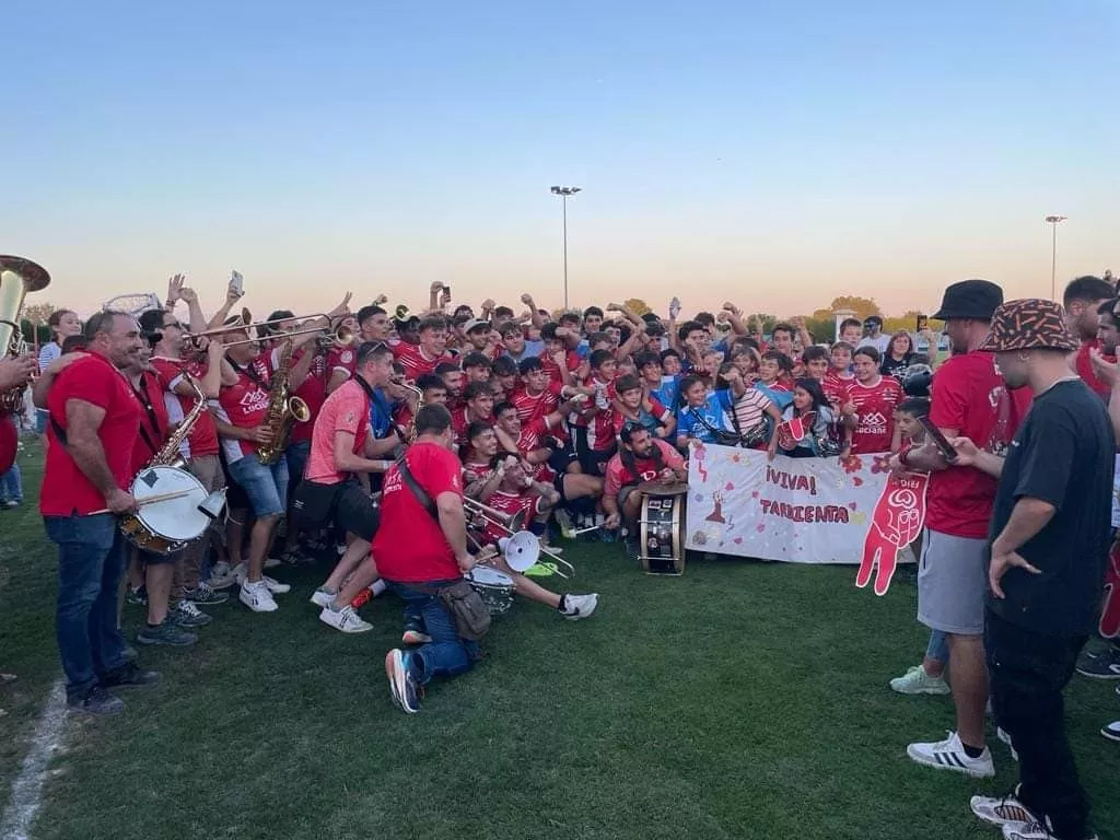 Celebración del Tardienta tras ganar al Zirauki y clasificarse para la Copa del Rey.