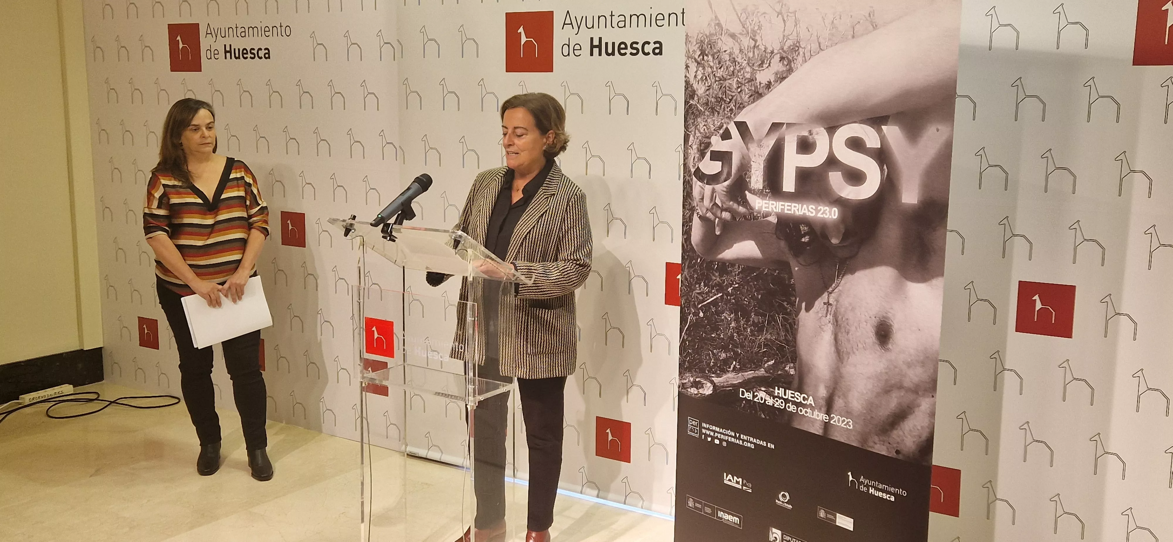 Teruca Moreno y Pilar Barrio, presentando Periferias. Foto Myriam Martínez