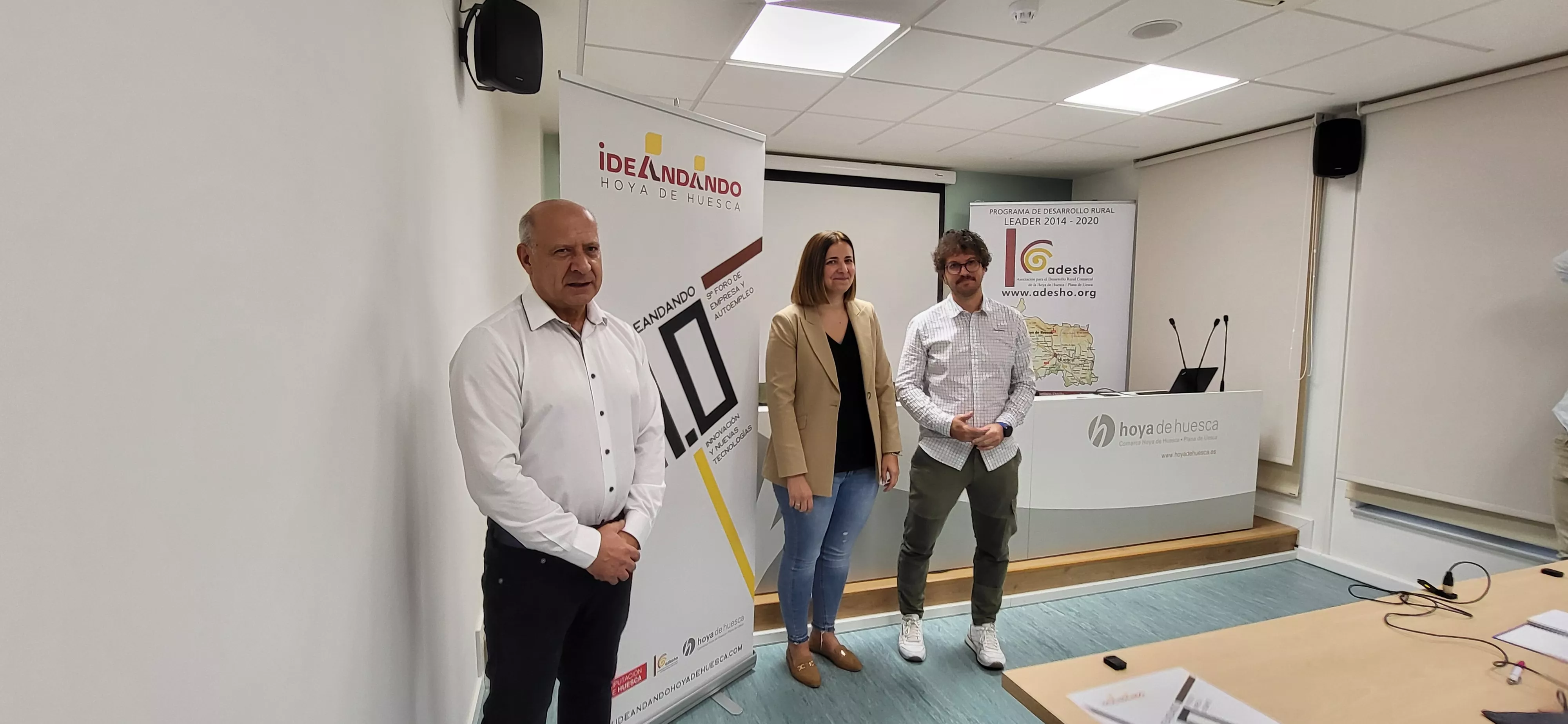 Pedro Bergua, Mónica Soler y Chema Paraled han presentado Ideandando 4.0.