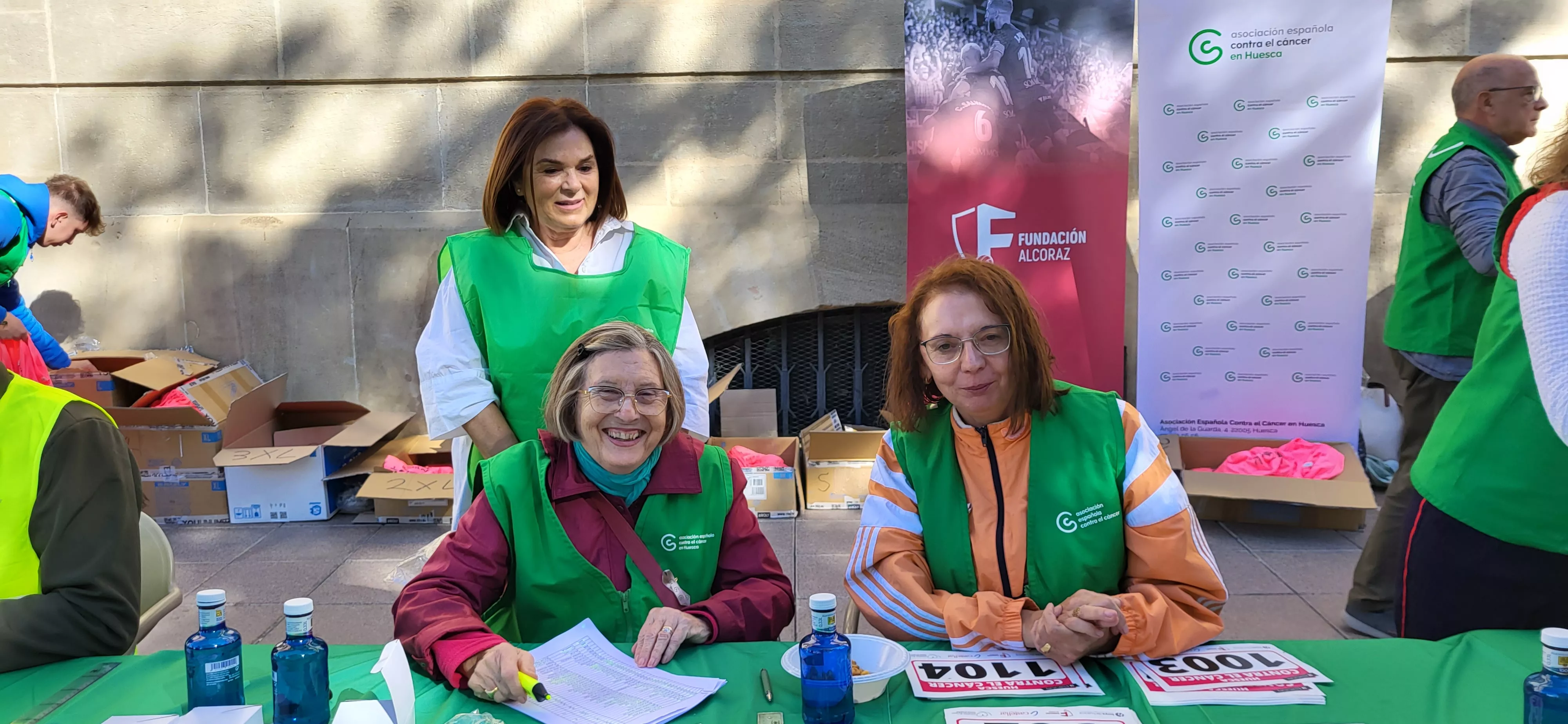 Retirada de dorsales para la Carrera Huesca Contra el Cáncer. Foto Mercedes Manterola