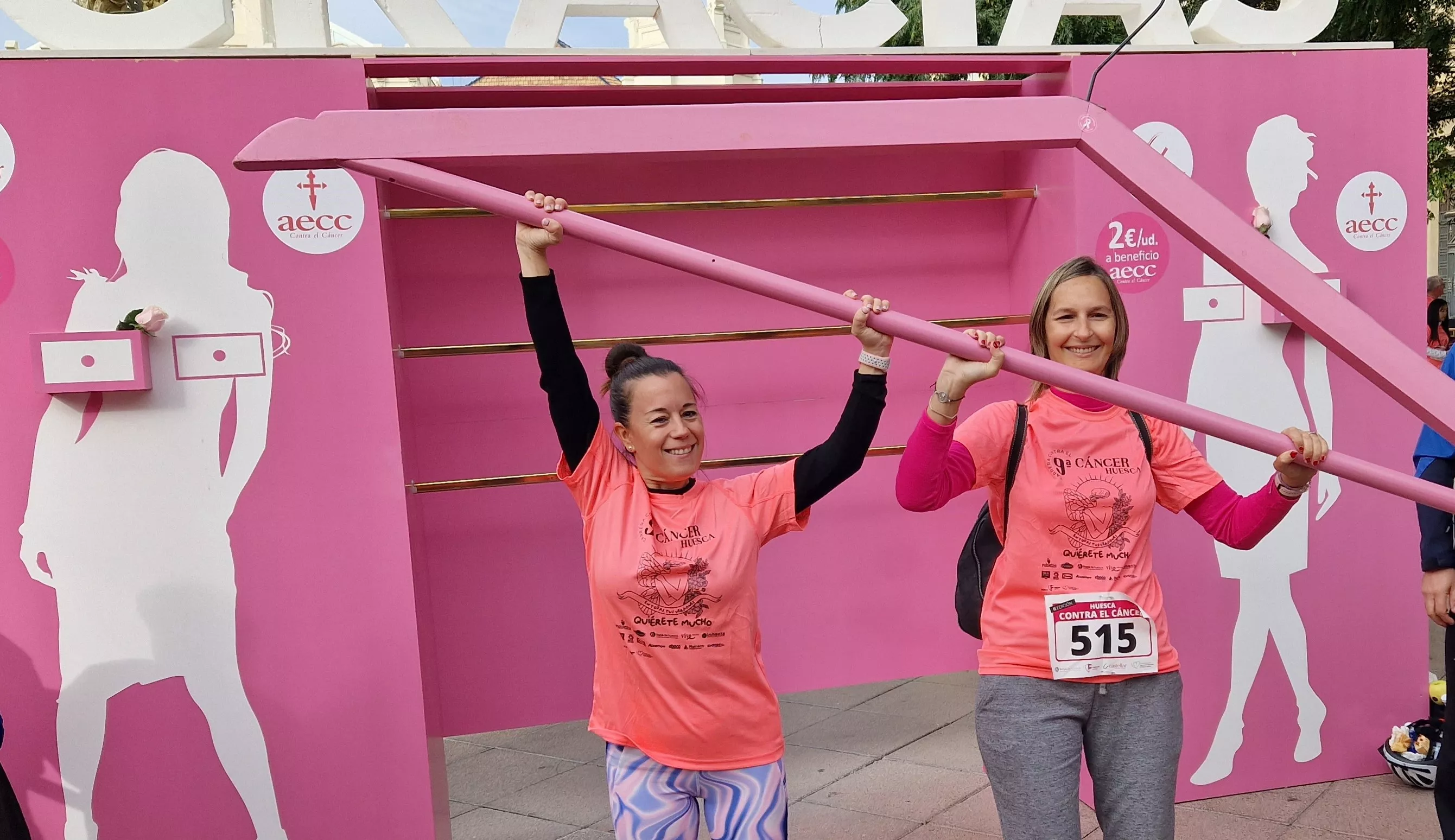 Photocoll de la IX Carrera Huesca Contra el Cáncer. Foto Myriam Martínez 