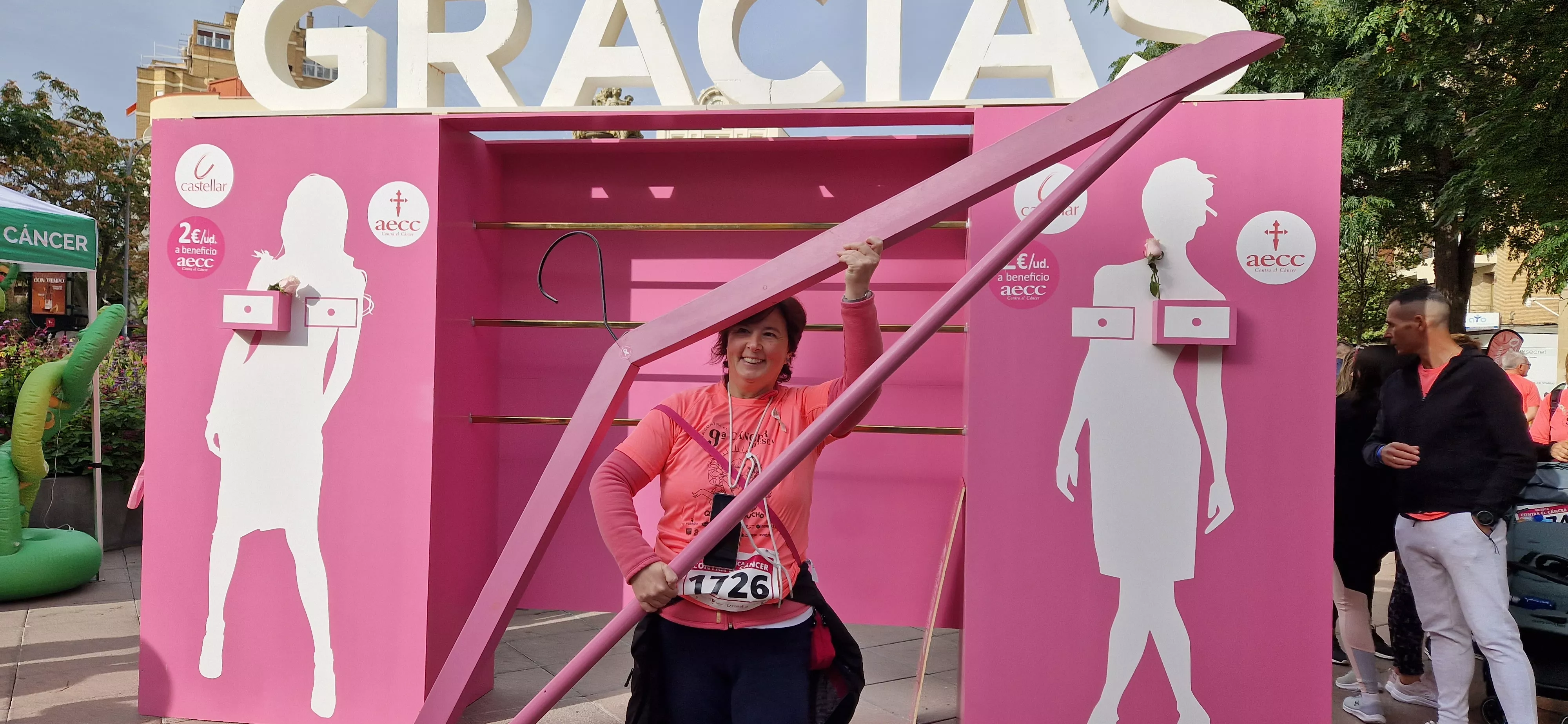 Photocoll de la IX Carrera Huesca Contra el Cáncer. Foto Myriam Martínez 