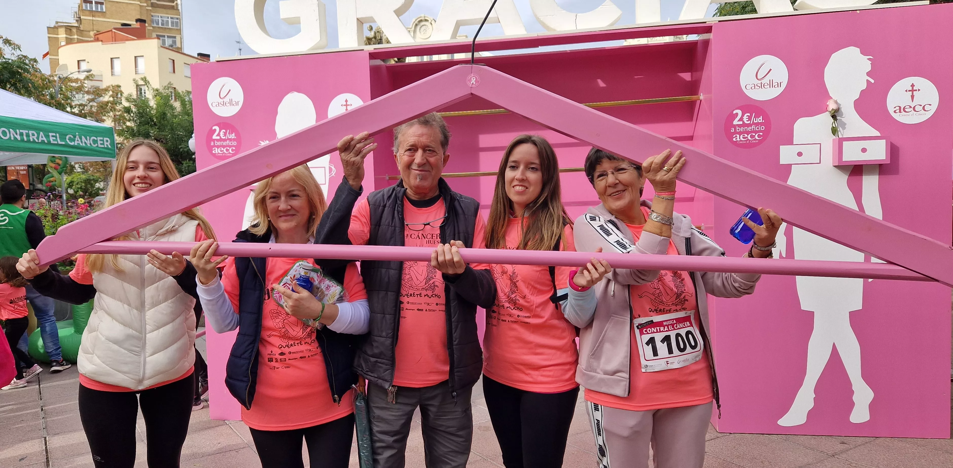 Photocoll de la IX Carrera Huesca Contra el Cáncer. Foto Myriam Martínez 