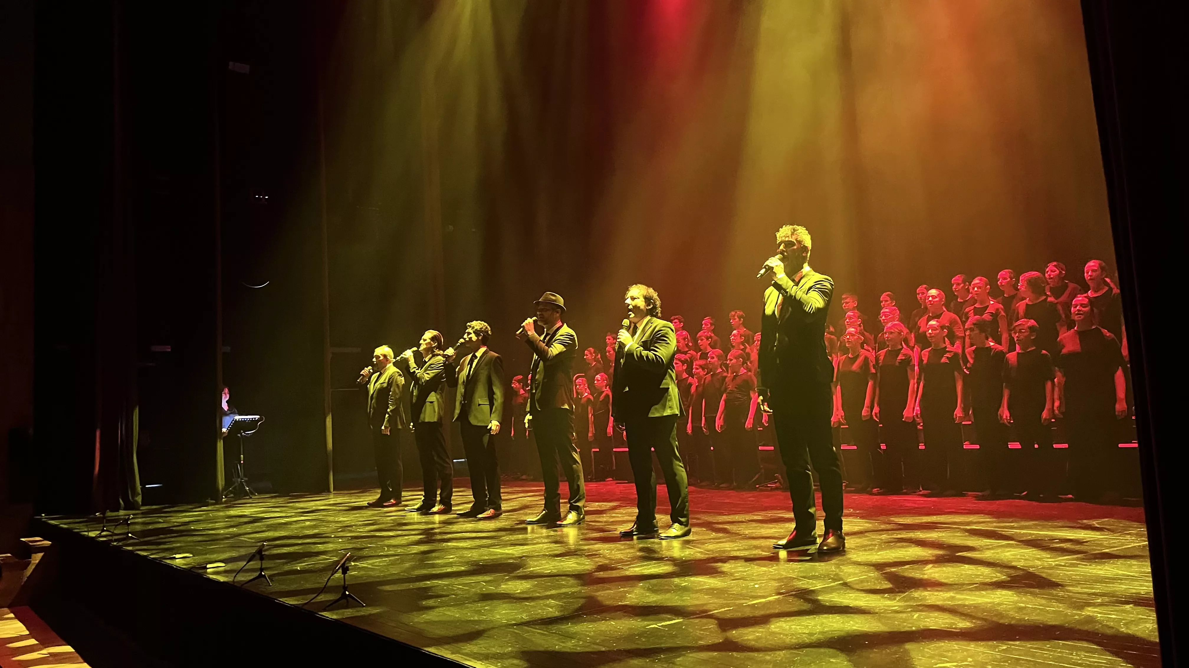  "El Poder de la Voz" de b vocal con el Coro de Voces Blancas Amici Musicae. Foto Mercedes Manterola