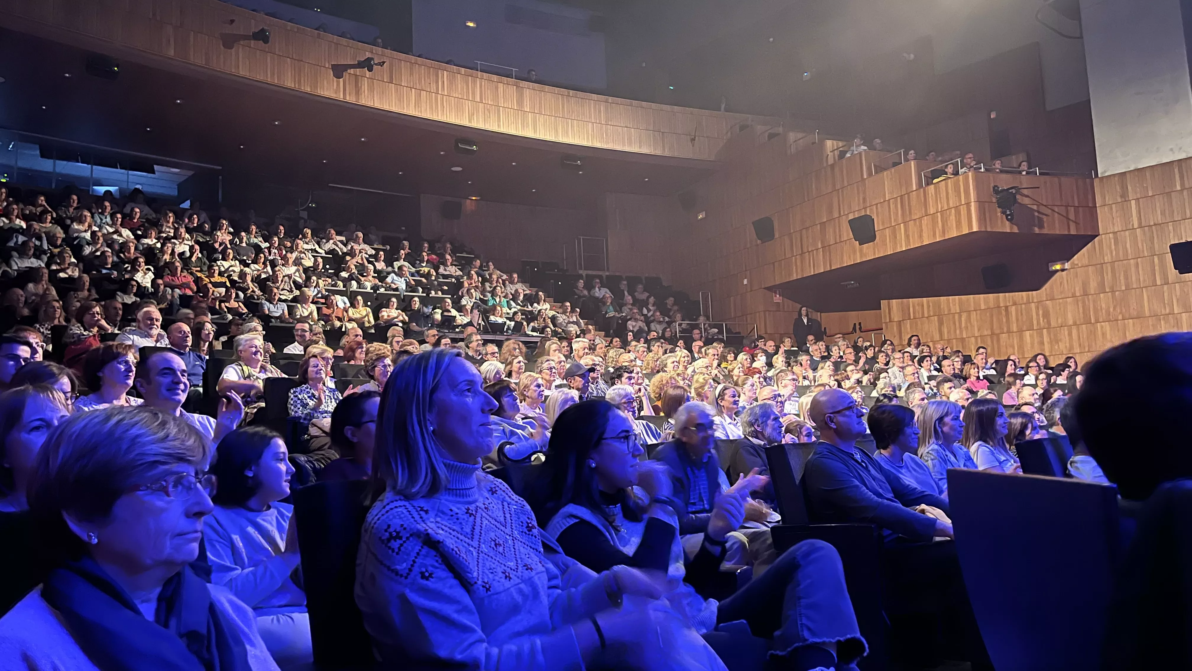  "El Poder de la Voz" de b vocal con el Coro de Voces Blancas Amici Musicae. Foto Mercedes Manterola