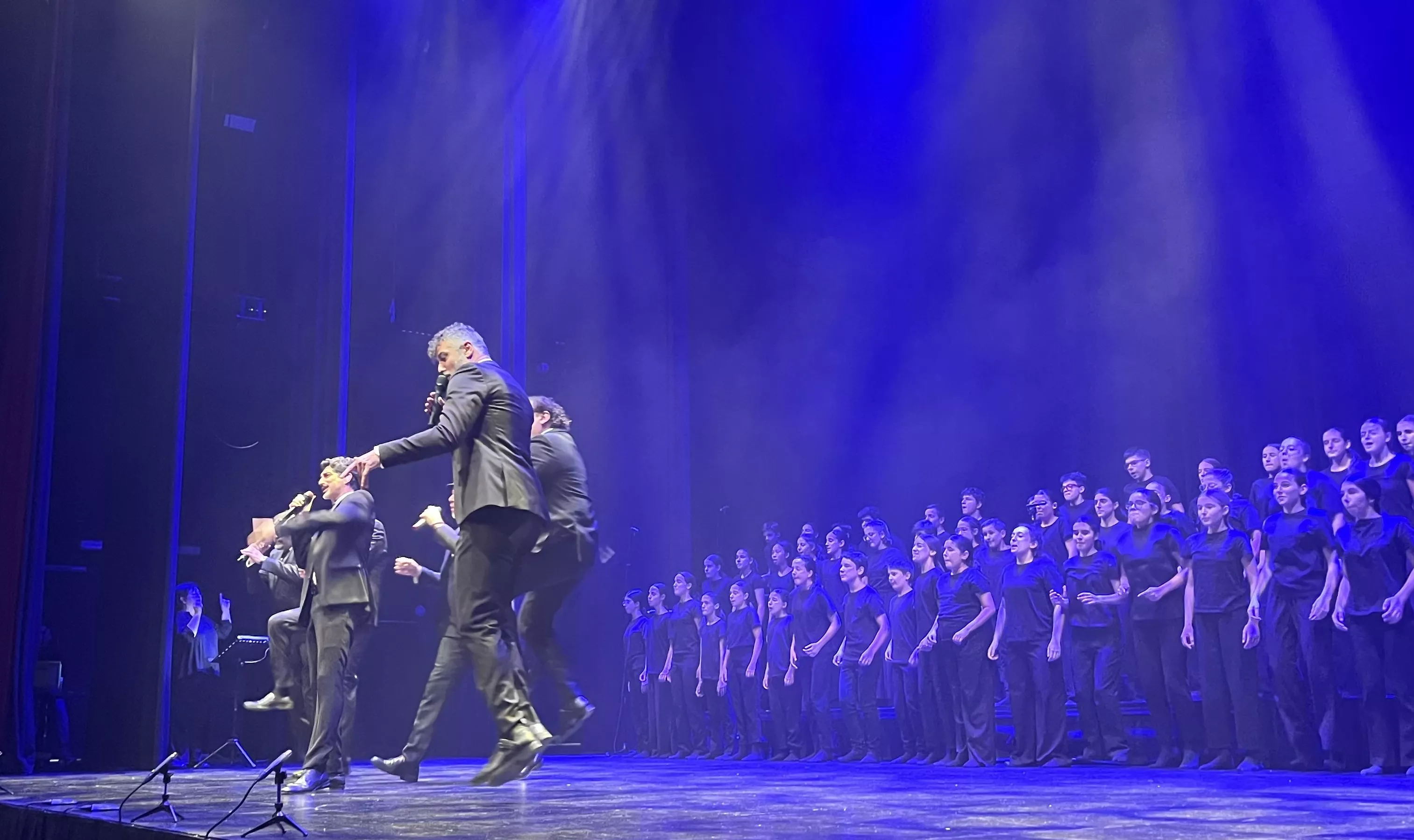  "El Poder de la Voz" de b vocal con el Coro de Voces Blancas Amici Musicae. Foto Mercedes Manterola