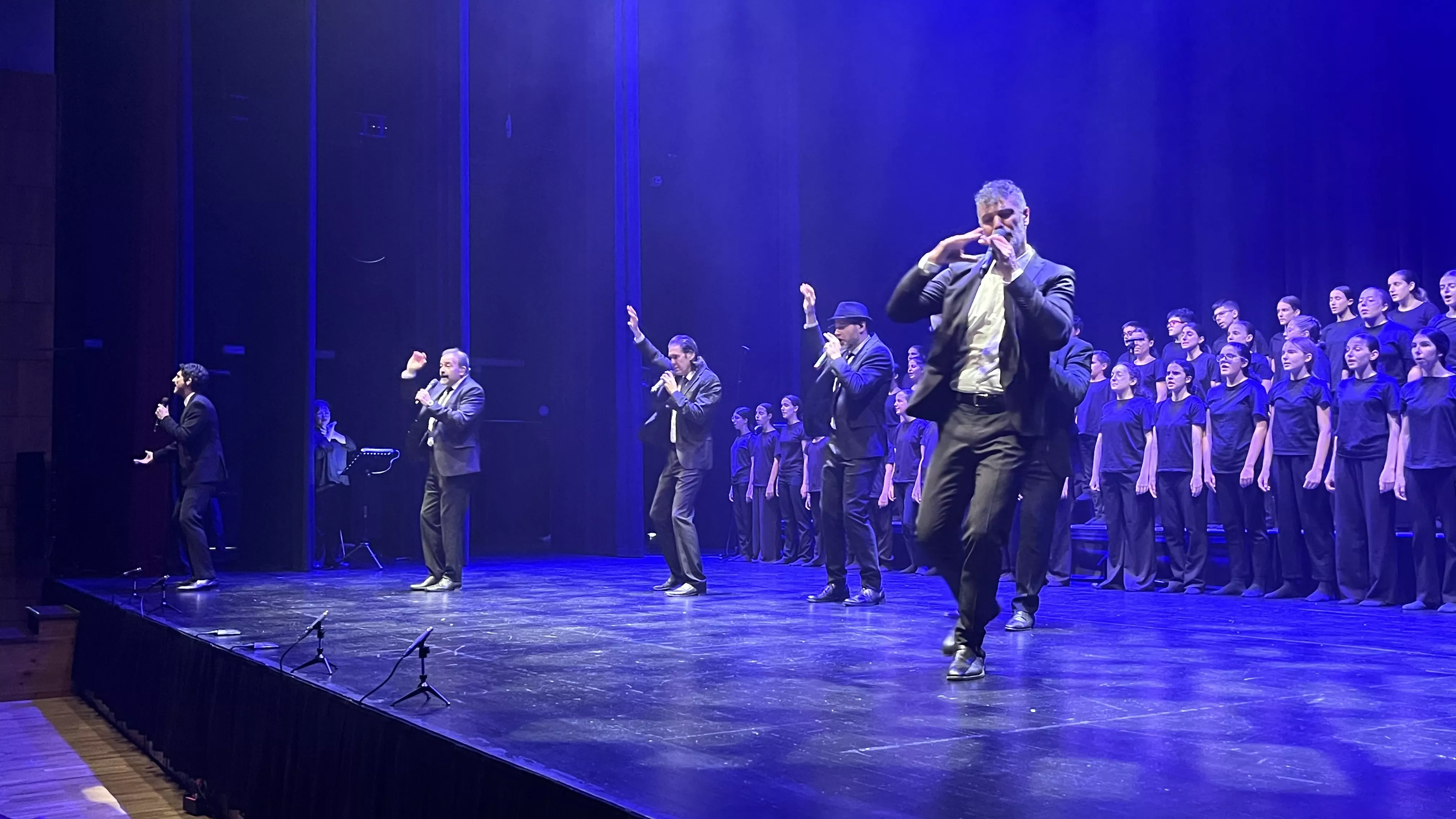  "El Poder de la Voz" de b vocal con el Coro de Voces Blancas Amici Musicae. Foto Mercedes Manterola