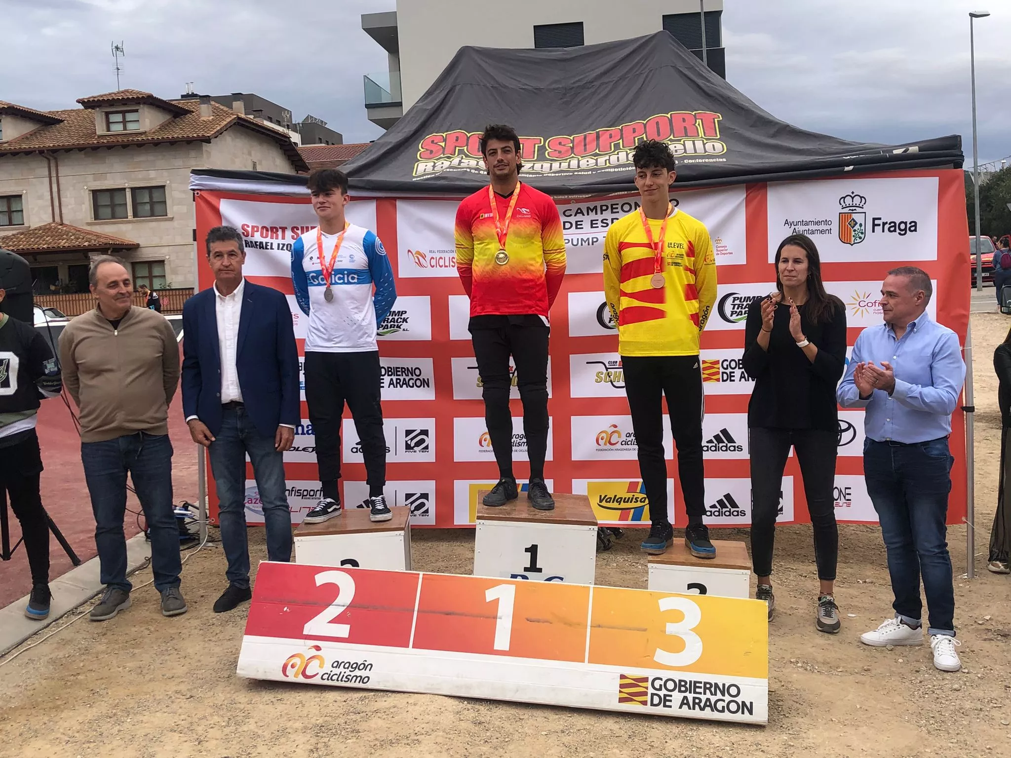 Podio Élite-Sub23 Masculino en Fraga.