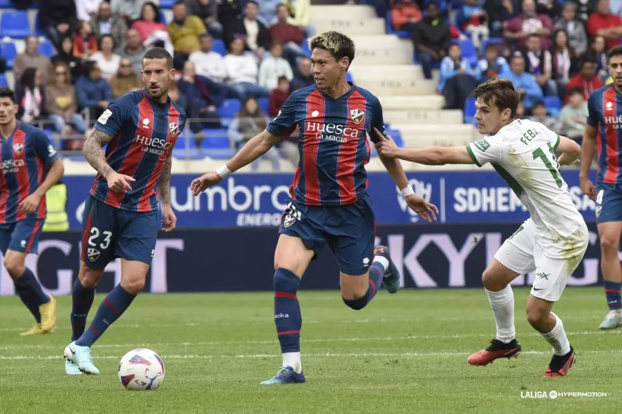 Kento y Sielva, jugadores de la SD Huesca