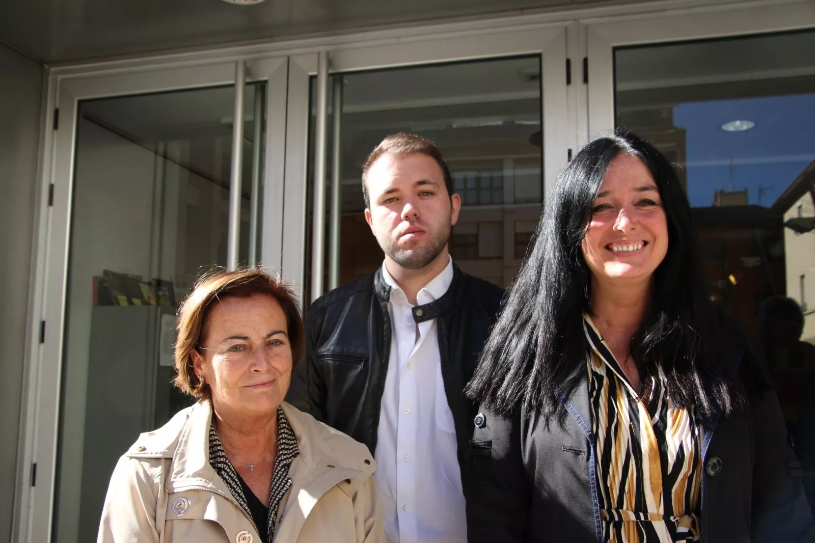 Visita de Orduna y Moreno al Círculo Republicano Manolín Abad de Huesca. Foto Carlos Neofato