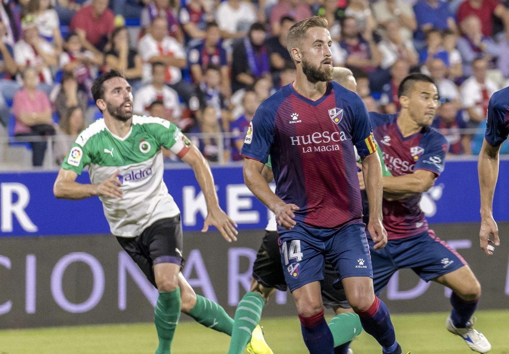 Imagen del último Huesca-Racing en El Alcoraz
