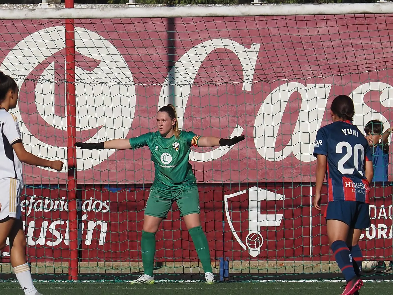 Nuria Rodríguez, portera del Huesca Femenino, en el partido ante el Real Madrid B.