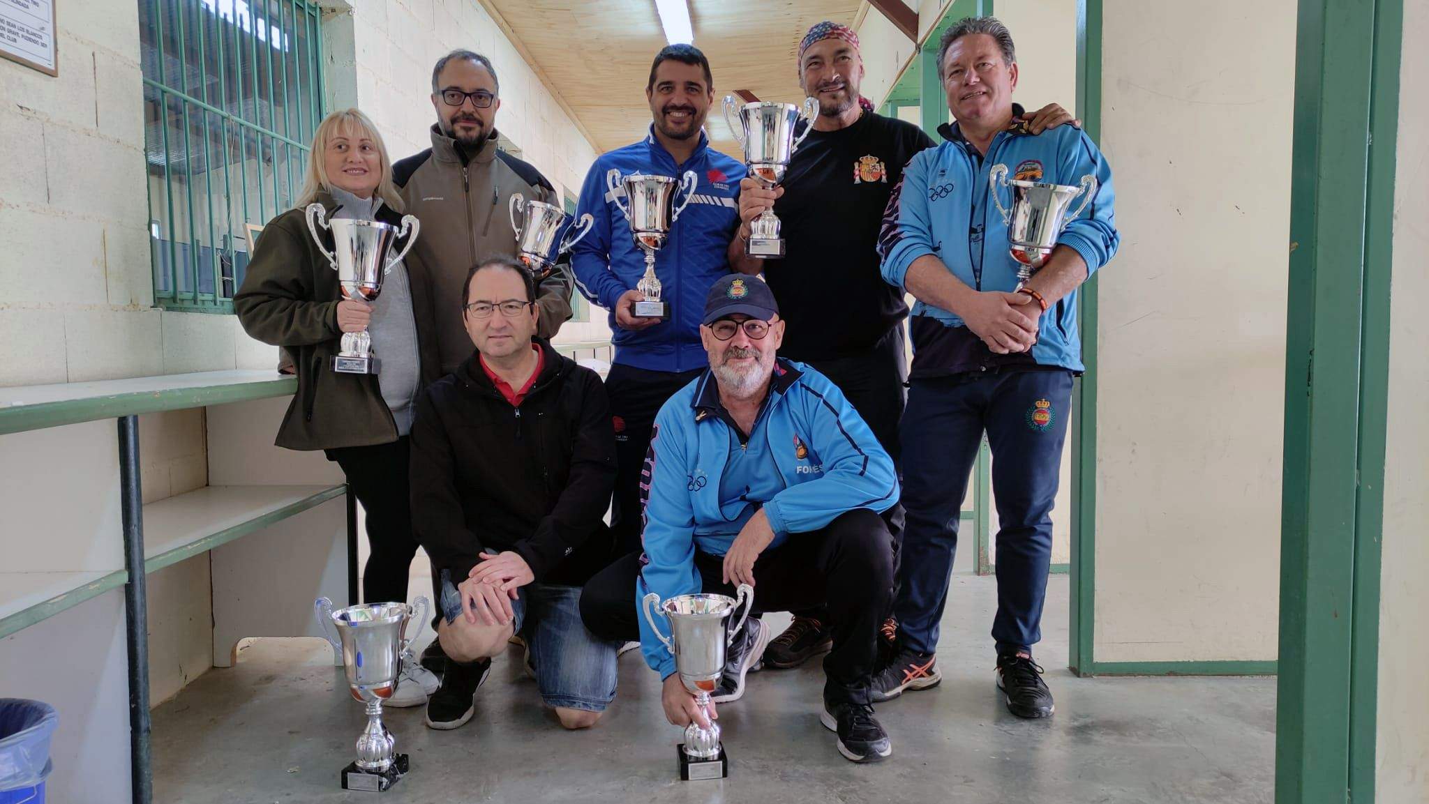 Foto de familia tras el campeonato