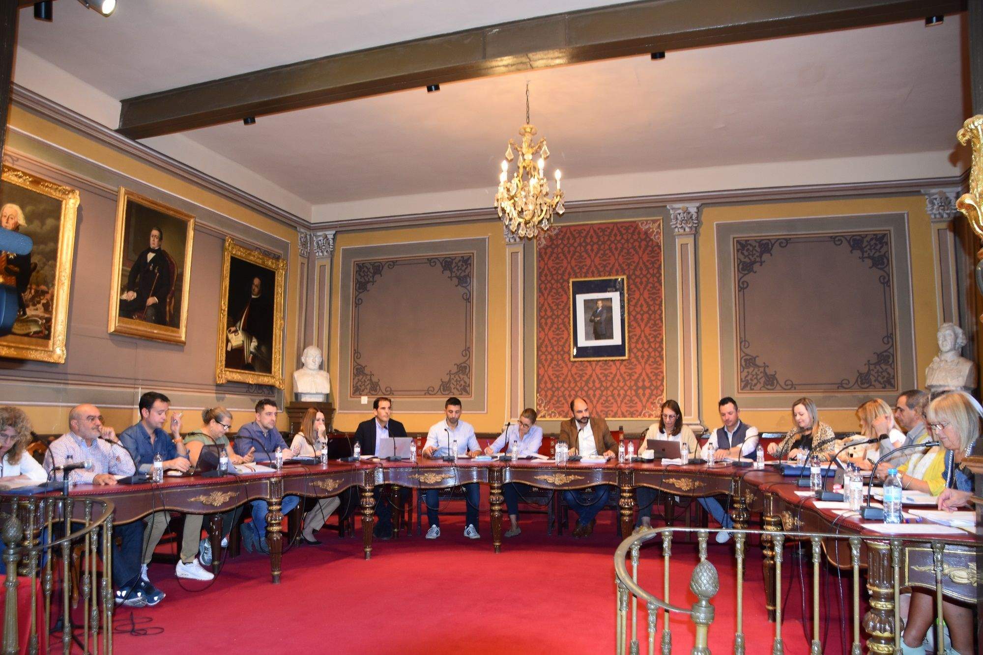 Pleno del Ayuntamiento de Barbastro