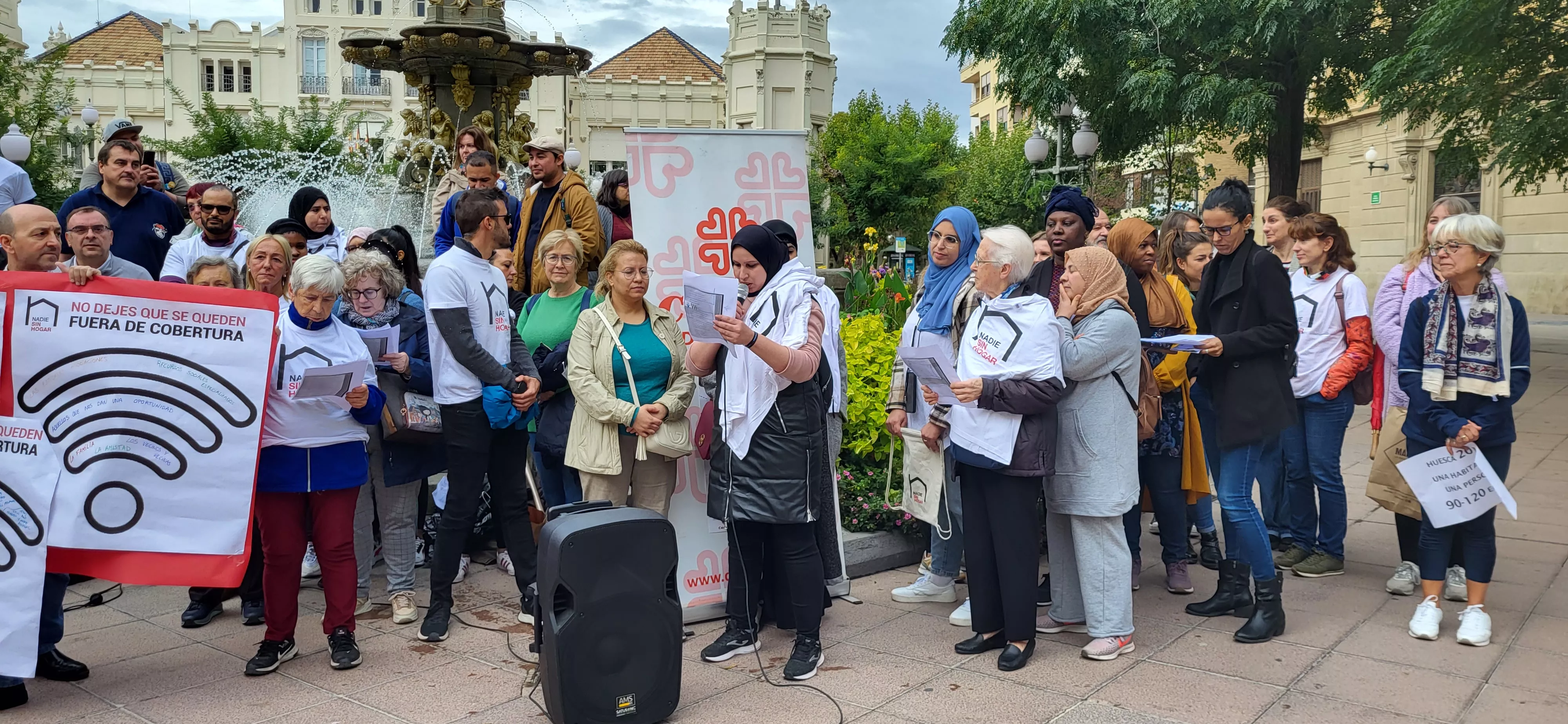 Acto celebrado por Cáritas en Huesca en el Día de las Personas sin Hogar. Foto Mercedes Manterola