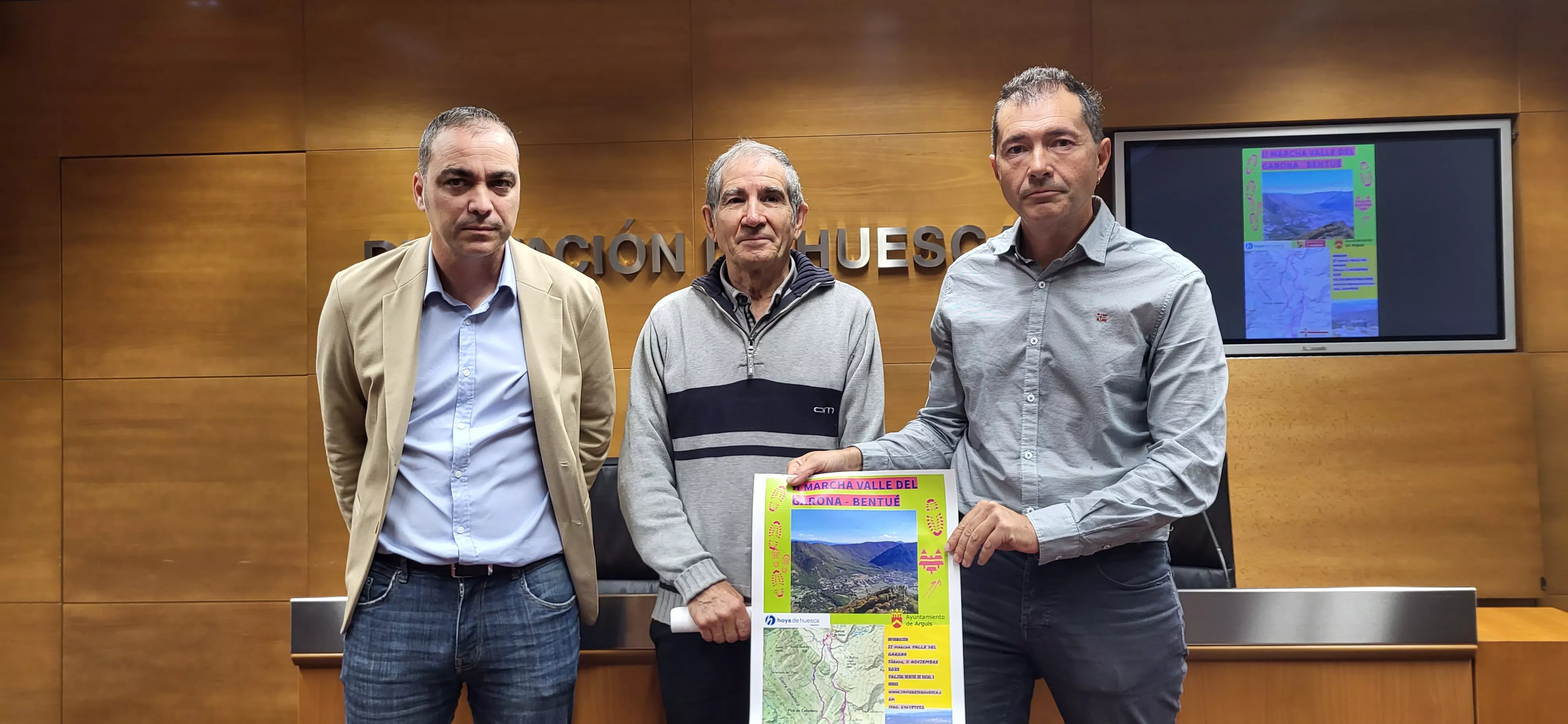 Sampériz, Sanvicente y Cruchaga han presentado la II Marcha Garona-Bentué.