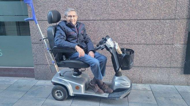 Emeterio Giménez, miembro de la asociación de usuarios. Foto Myriam Martínez Emeterio Giménez, miembro de la asociación de usuarios. Foto Myriam Martínez