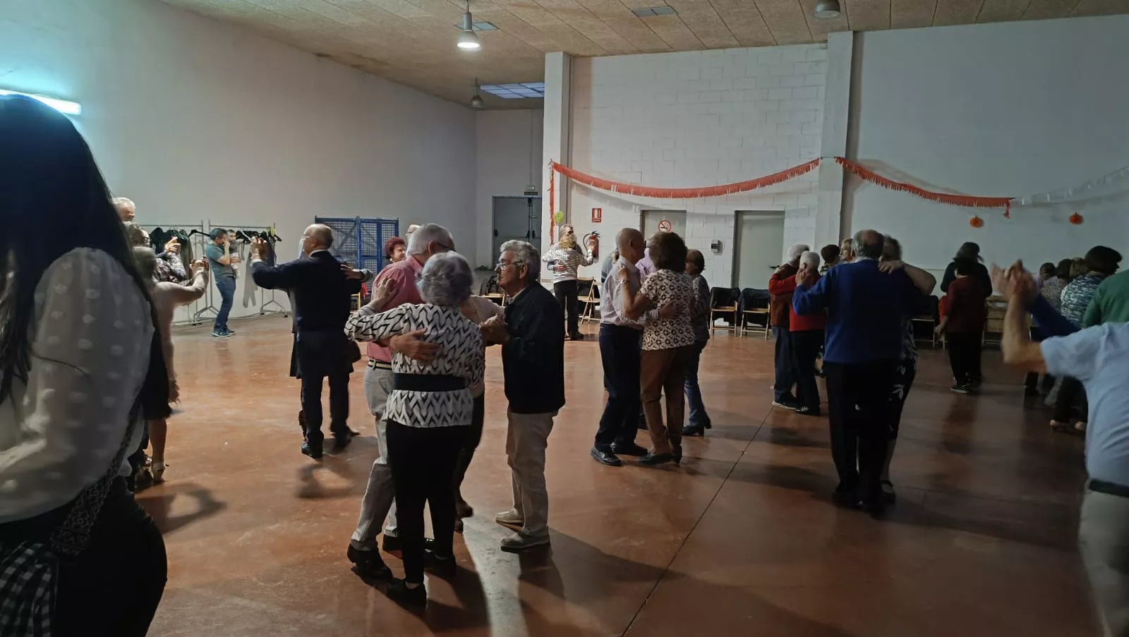 Arranca el programa Sácame a bailar.  
