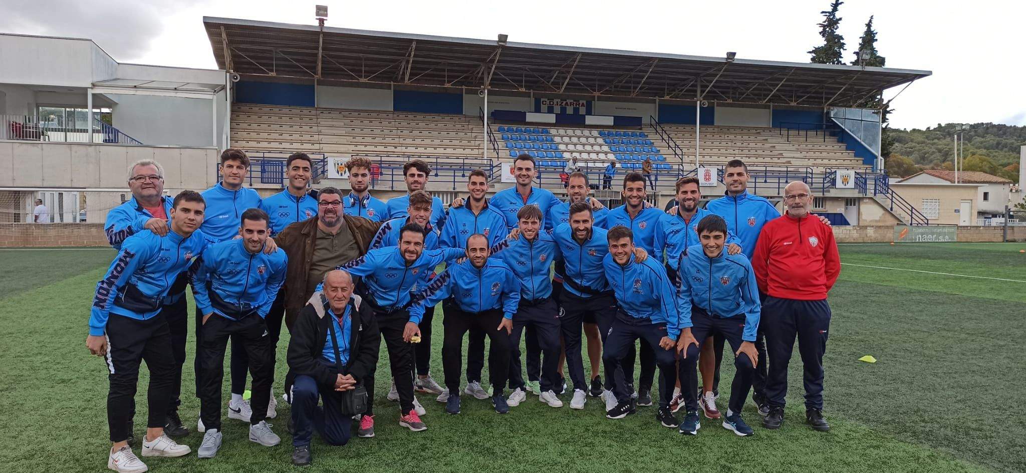 Expedición del Atlético Monzón Alumbra en Merkatondoa, el campo del Izarra