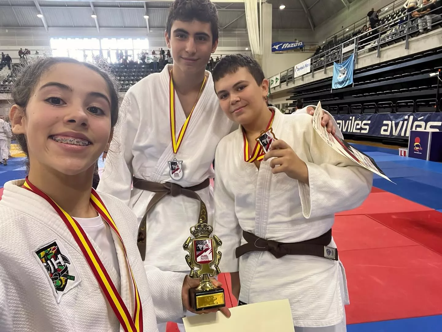 Medallistas del Club Judo Huesca