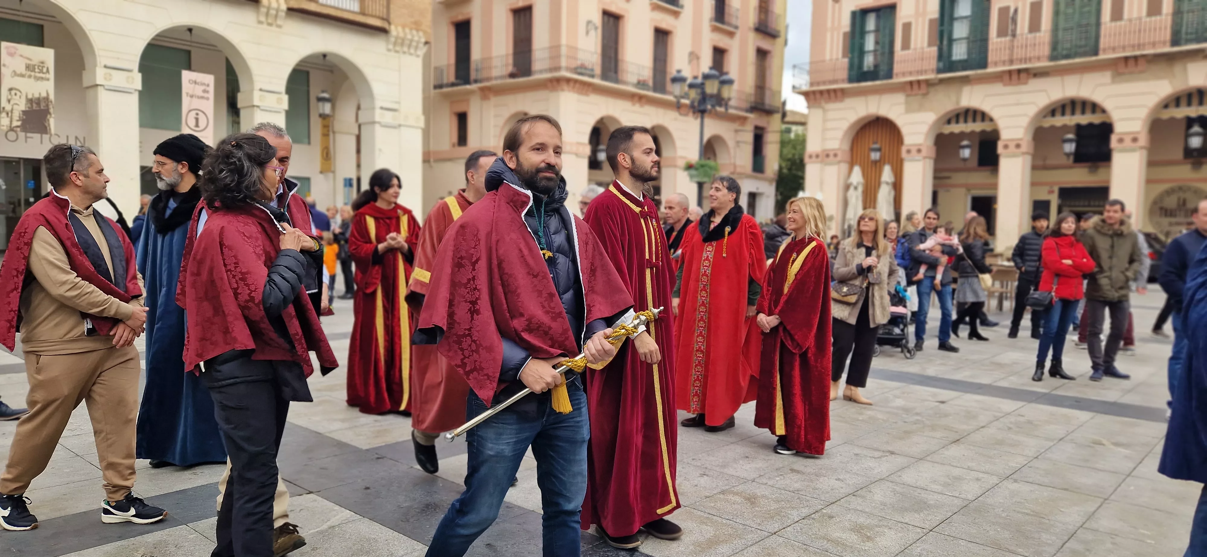 Recreación de la insaculación o extracción de oficios. Foto Myriam Martínez 