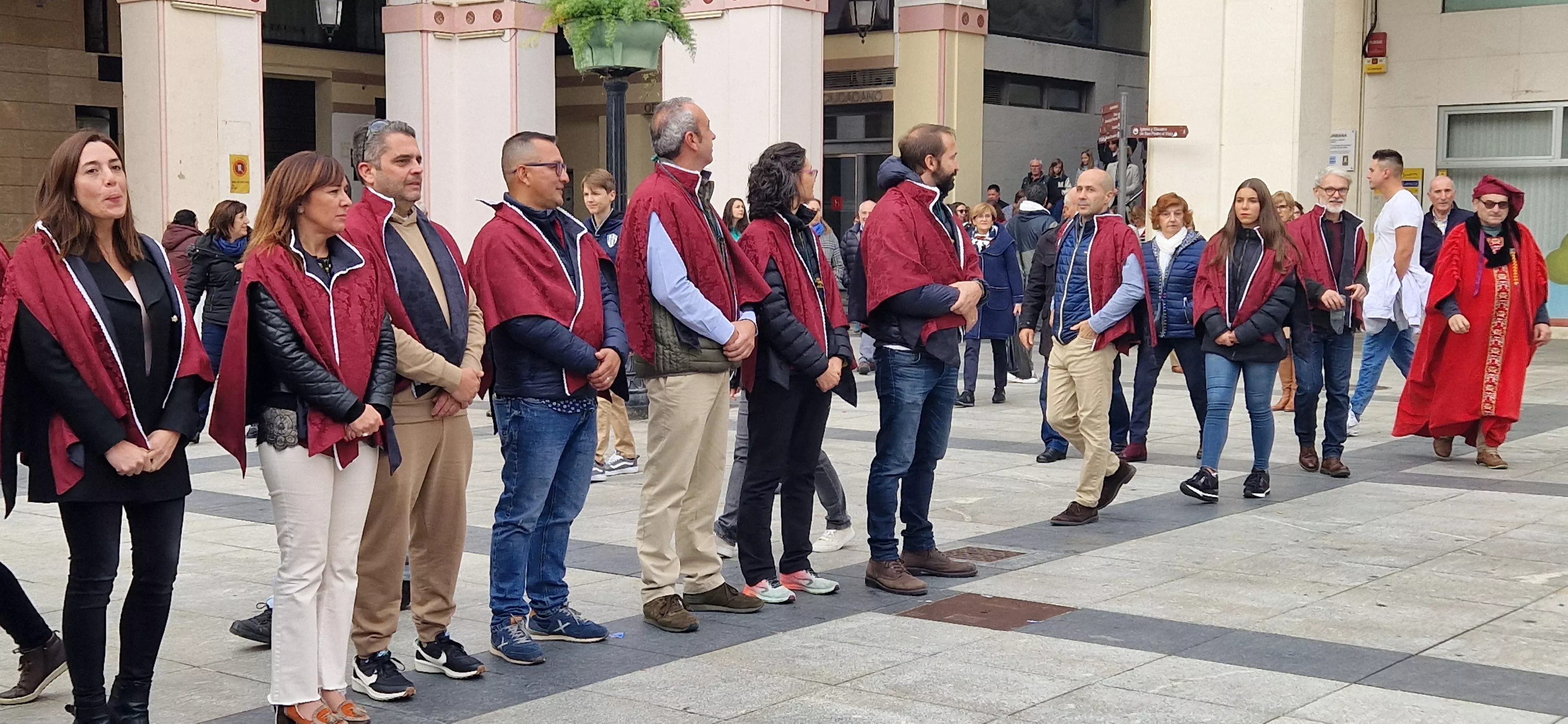 Recreación de la insaculación o extracción de oficios. Foto Myriam Martínez 