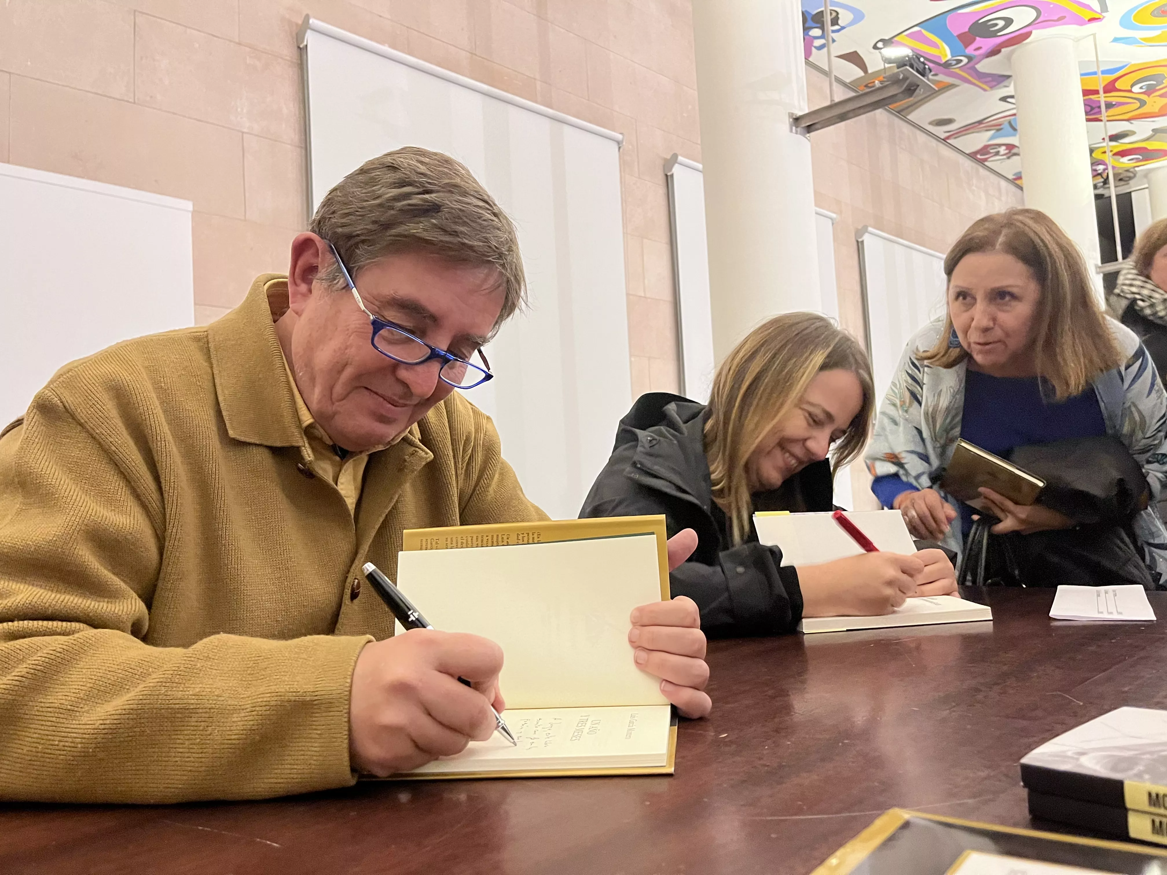 Luis García Montero y Aroa Moreno. Foto Mercedes Manterola