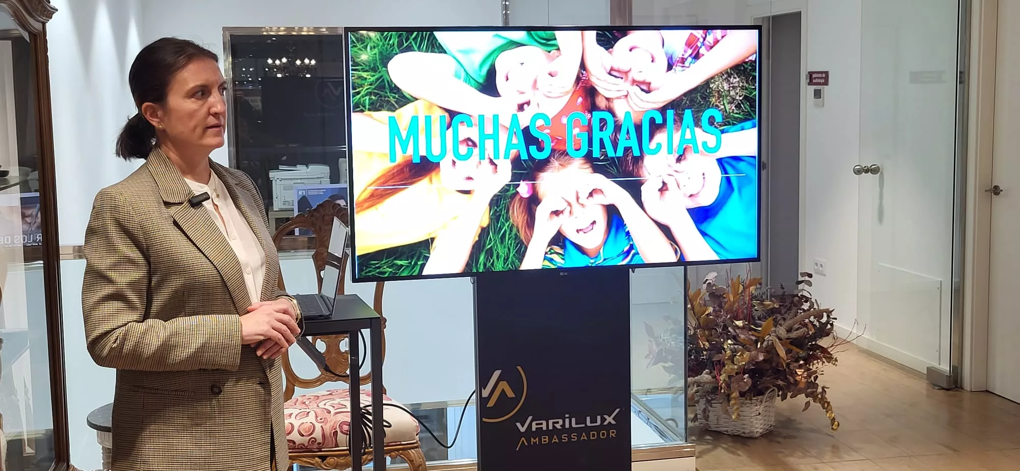 Nunila Gómez de Liaño en Óptica Arenas