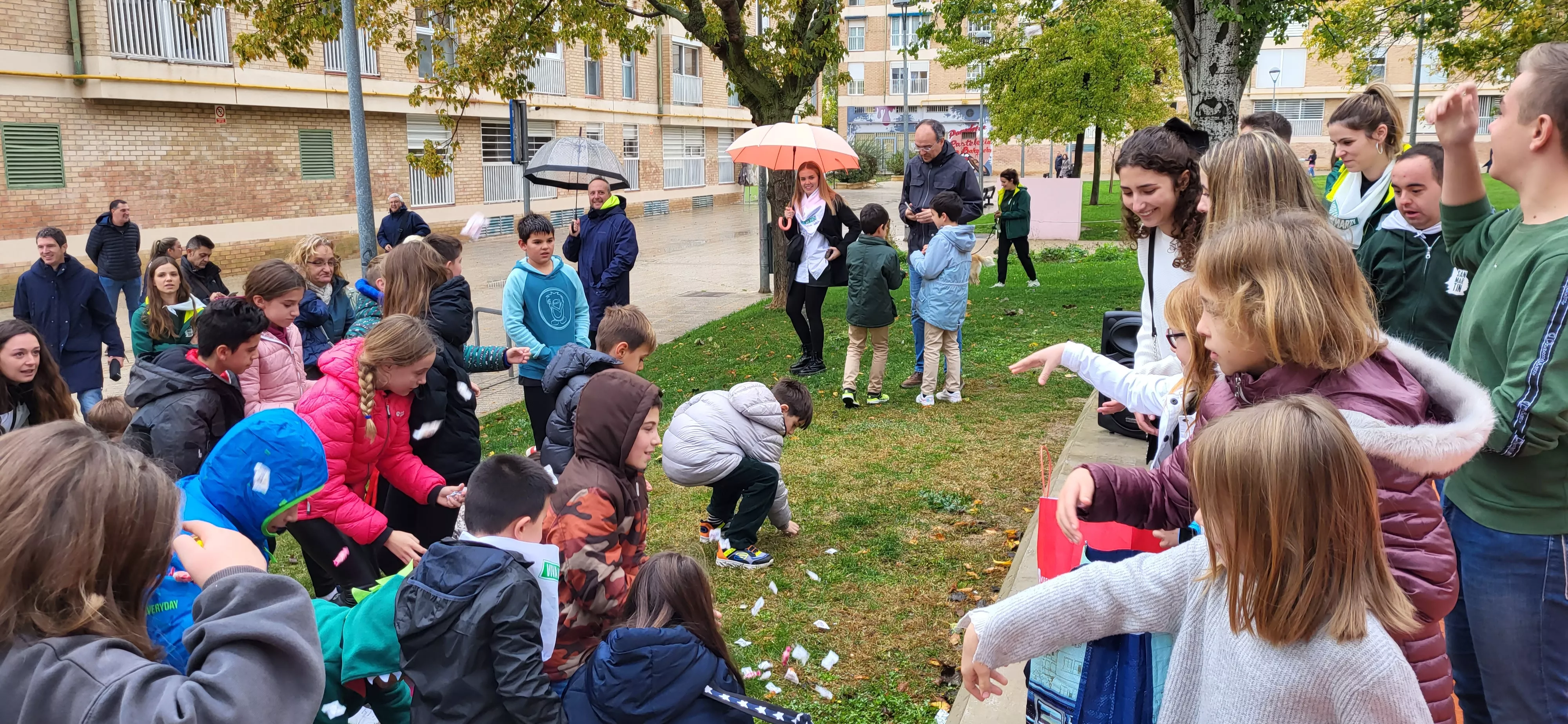 Acto de apertura de las fiestas de San Martín 2023, con el lanzamiento del cohete. Foto Mercedes Manterola